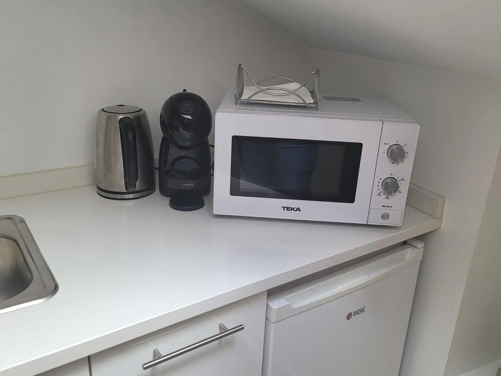 Coffee/tea facilities in Alojamento Local Vitoria