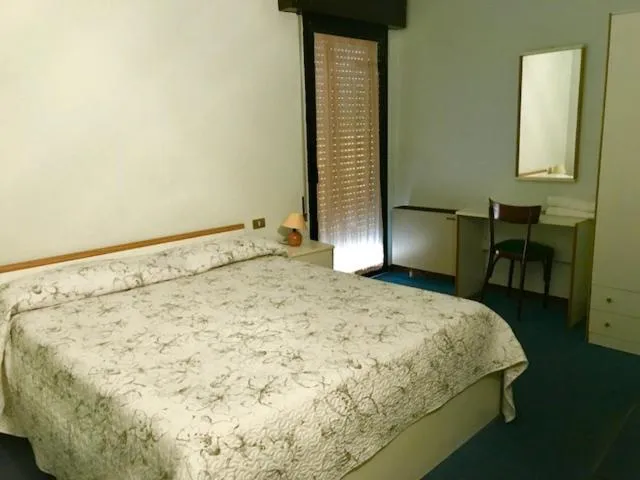 Bedroom in Hotel Primavera
