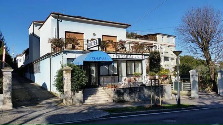 Property building in Hotel Primavera