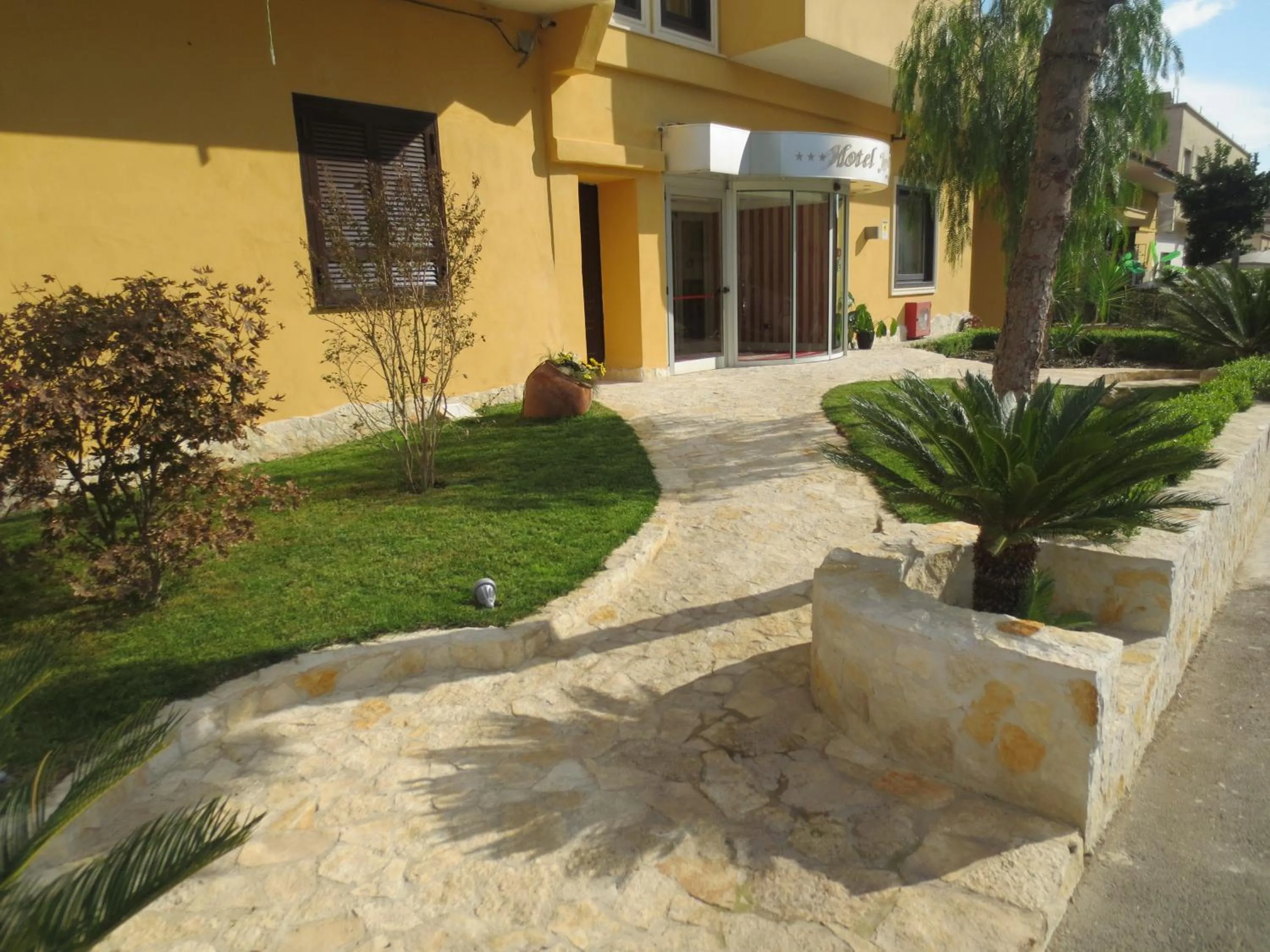 Facade/entrance in Hotel Joyfull