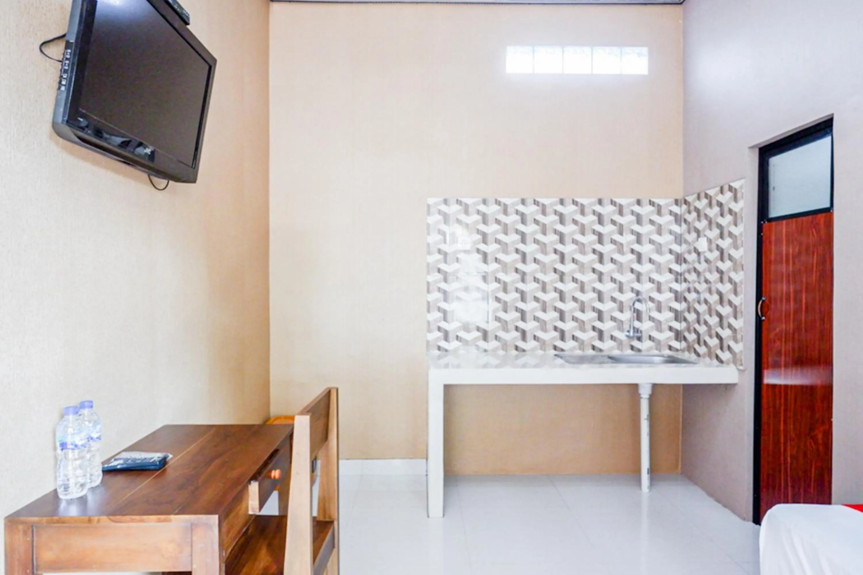 Other in RedDoorz Syariah near Stasiun Gumilir Cilacap