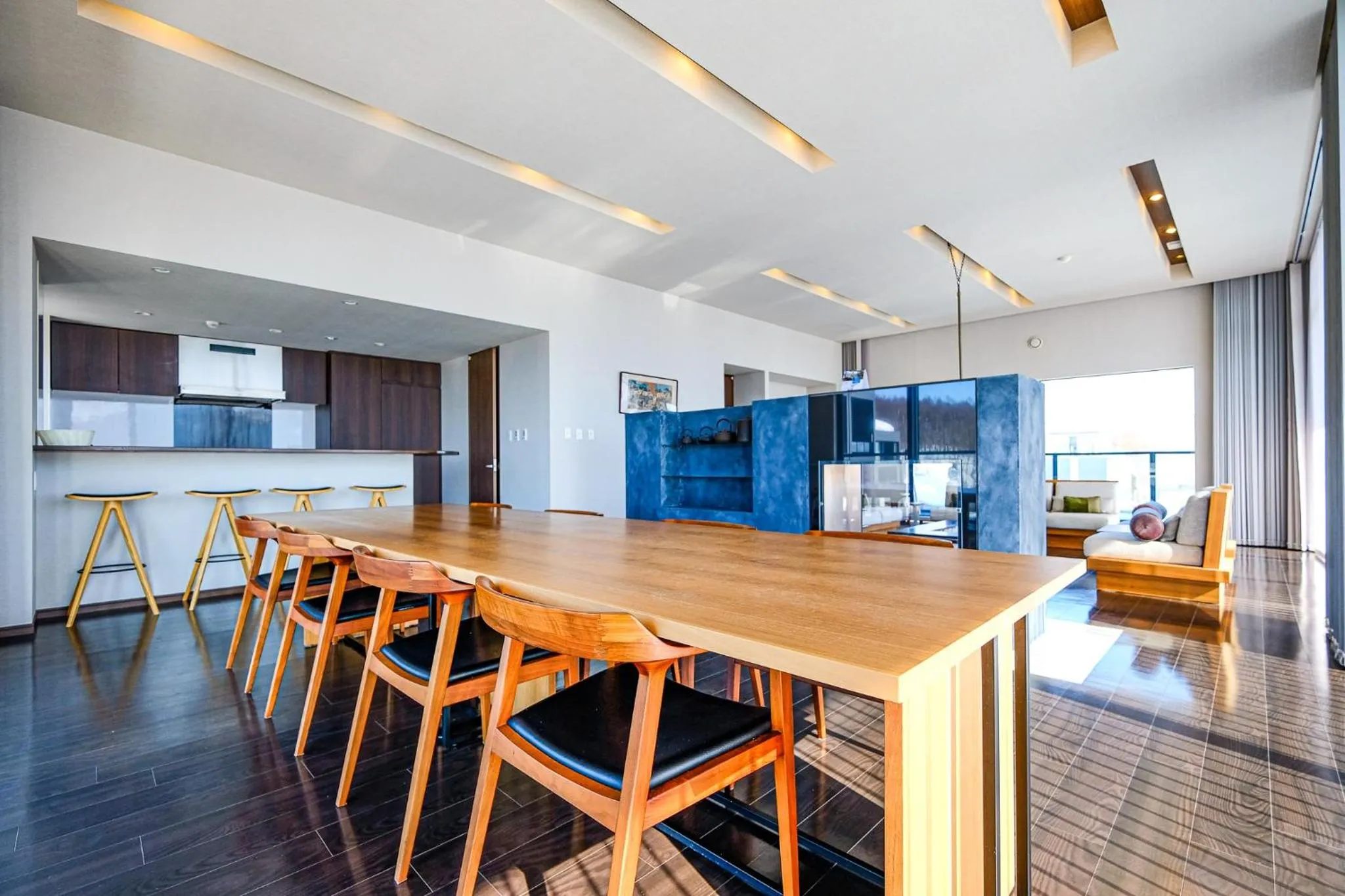 Living room in Miru Nozomi Views