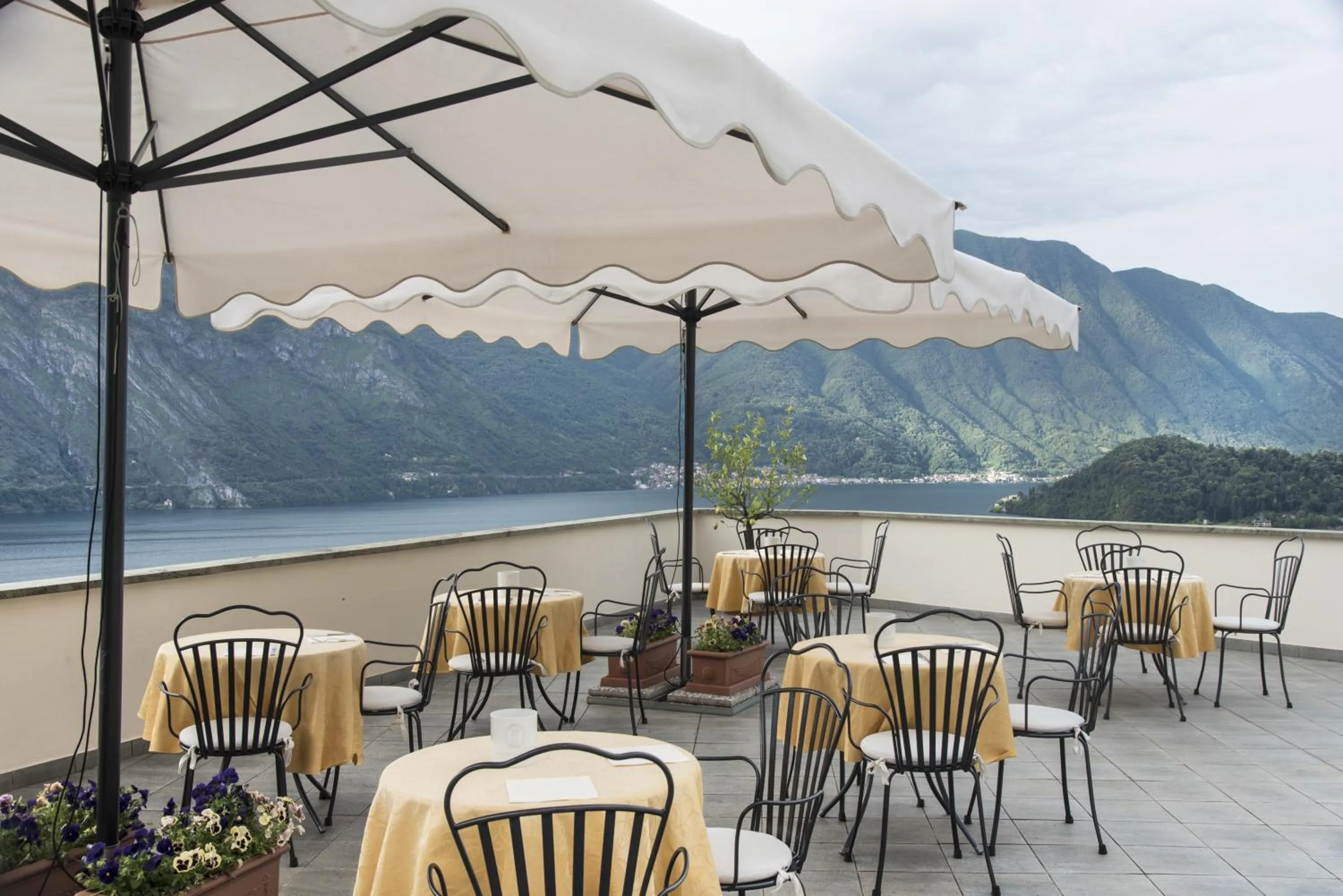 Day in Hotel La Perla