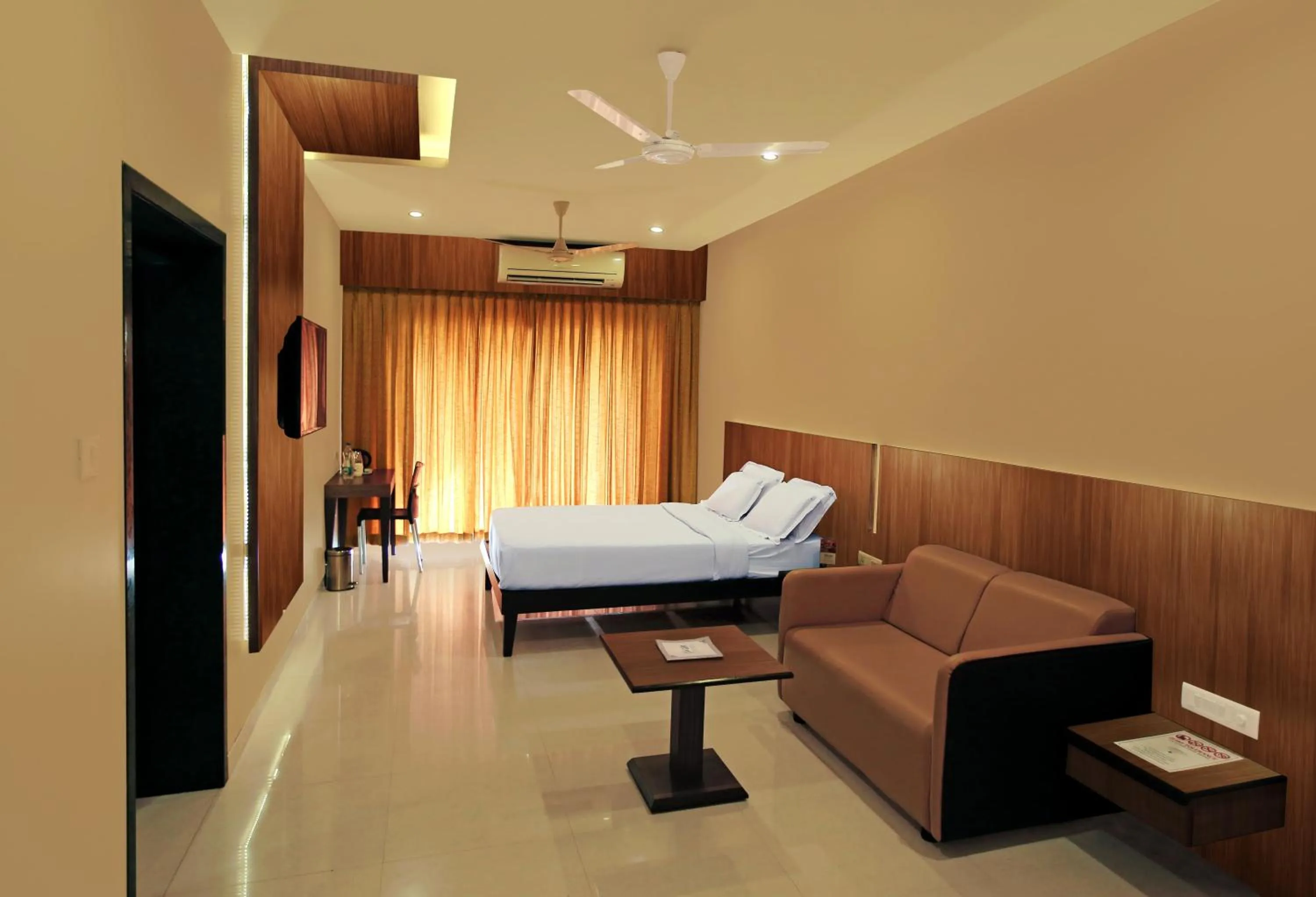 Bed in Hotel Fortune