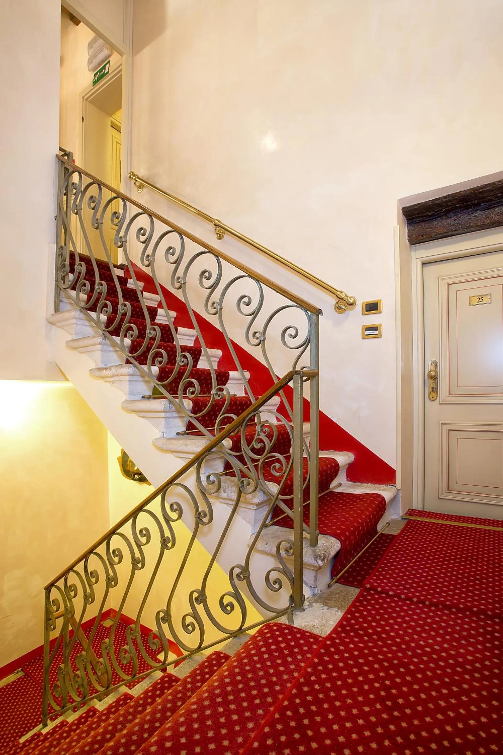 Area and facilities in Ca' San Polo - Ferretti Hotels Collection