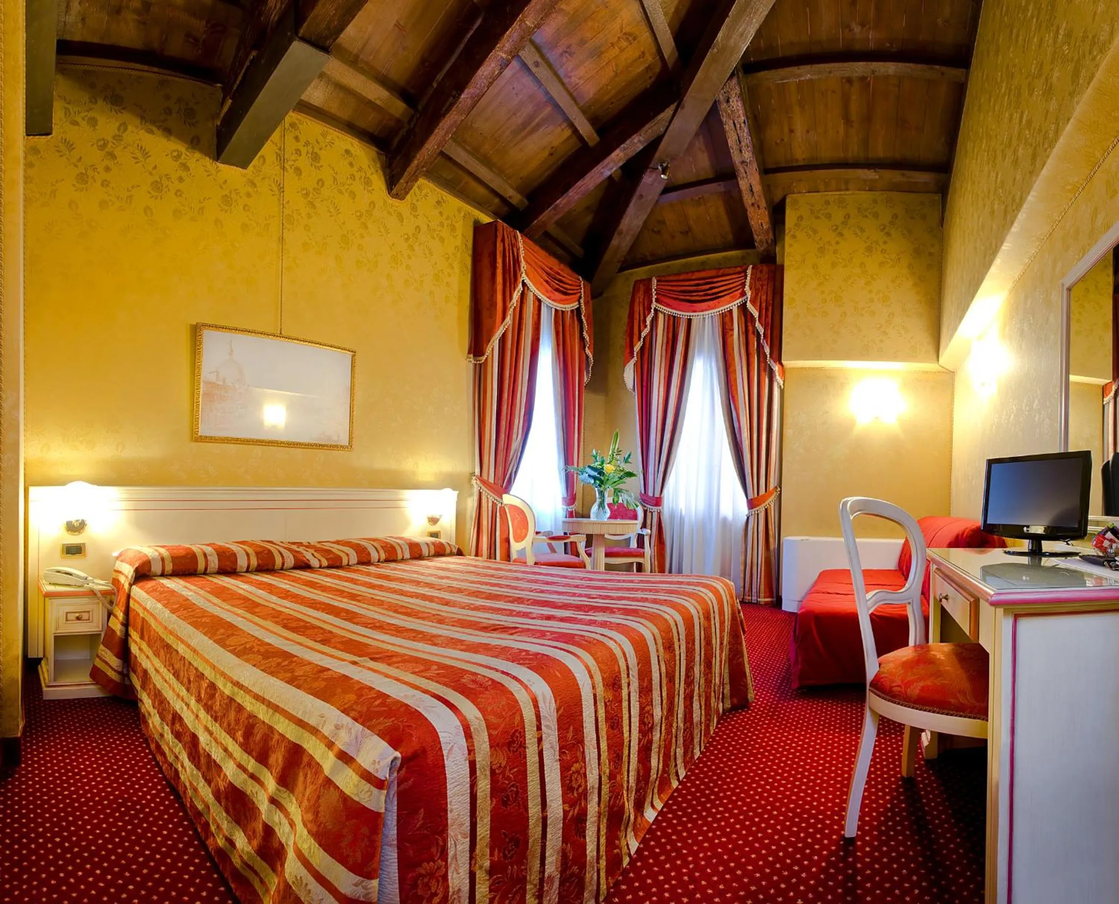 Bedroom, Bed in Ca' San Polo - Ferretti Hotels Collection