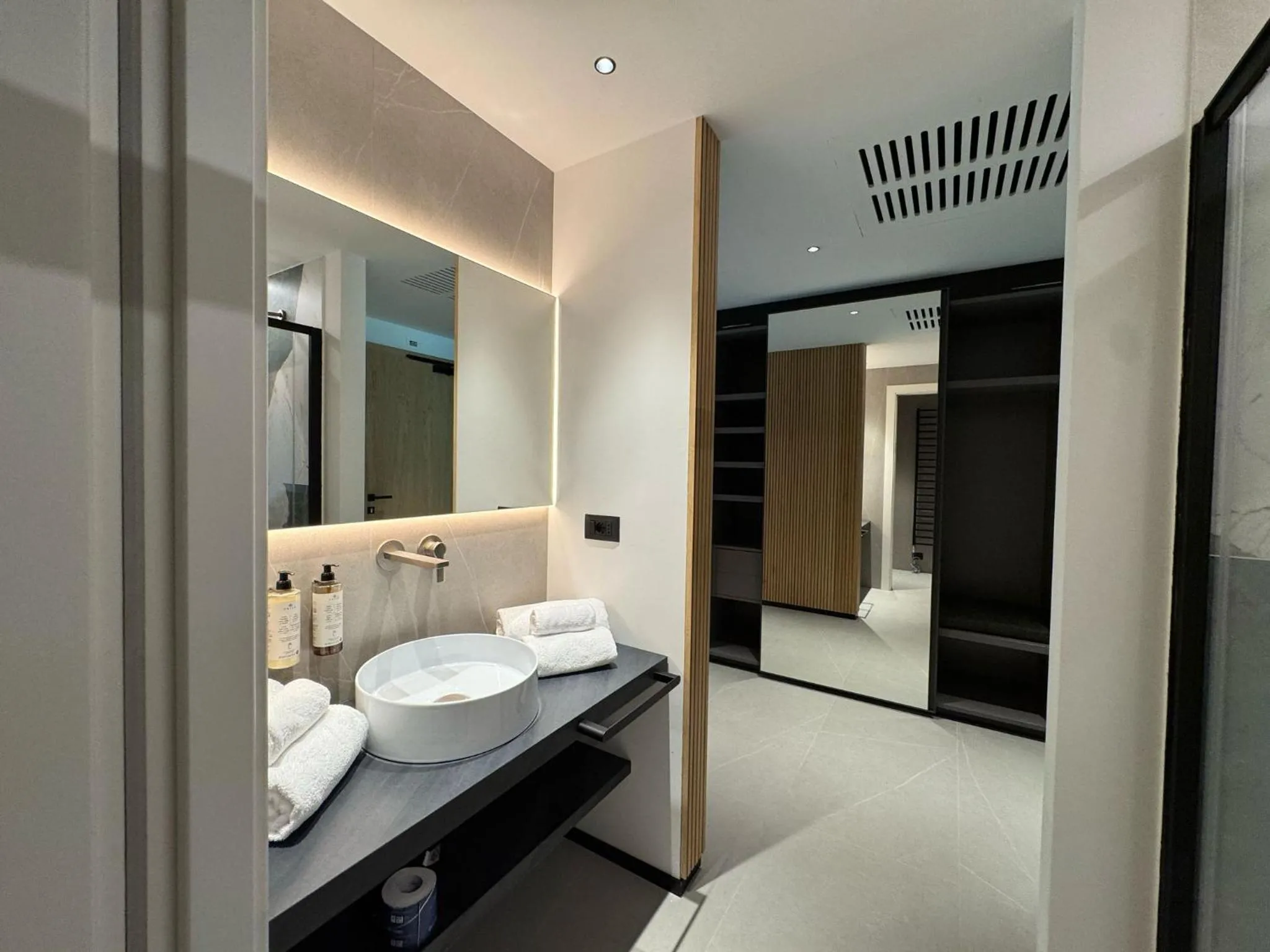 Bathroom in Hotel Lido