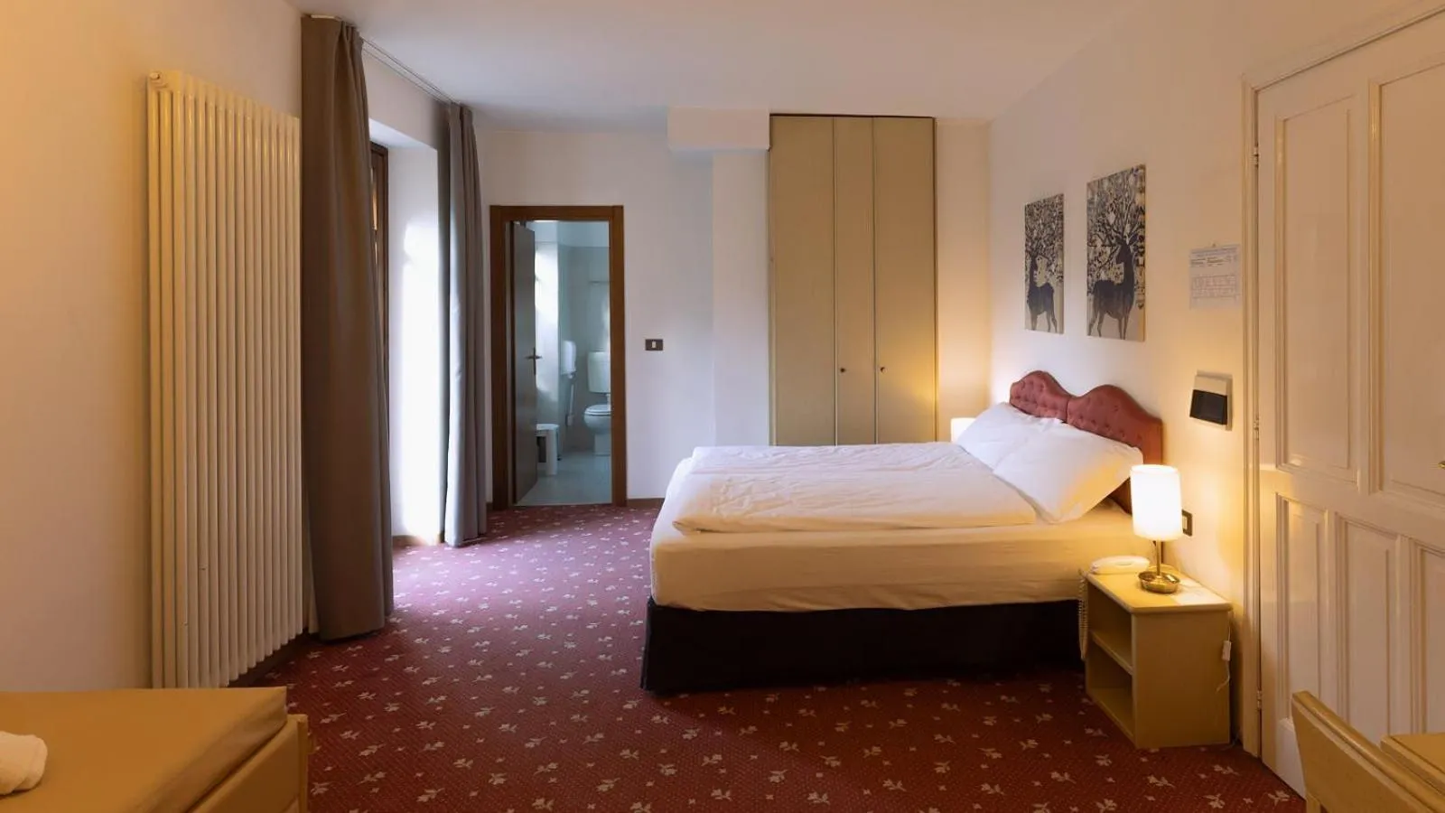 Garden view, Bed in Hotel Lido