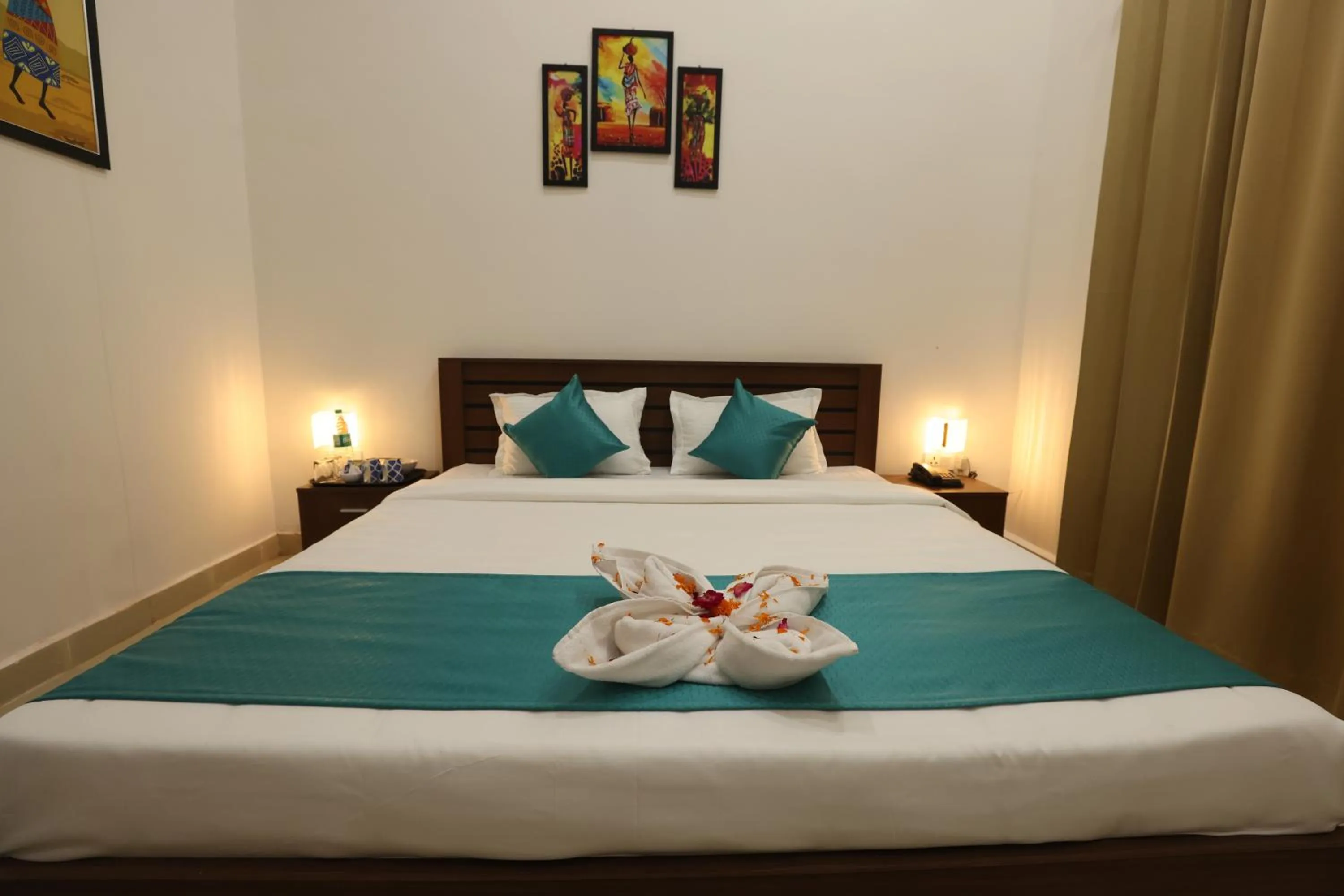 Bed in The Naga Rishikesh