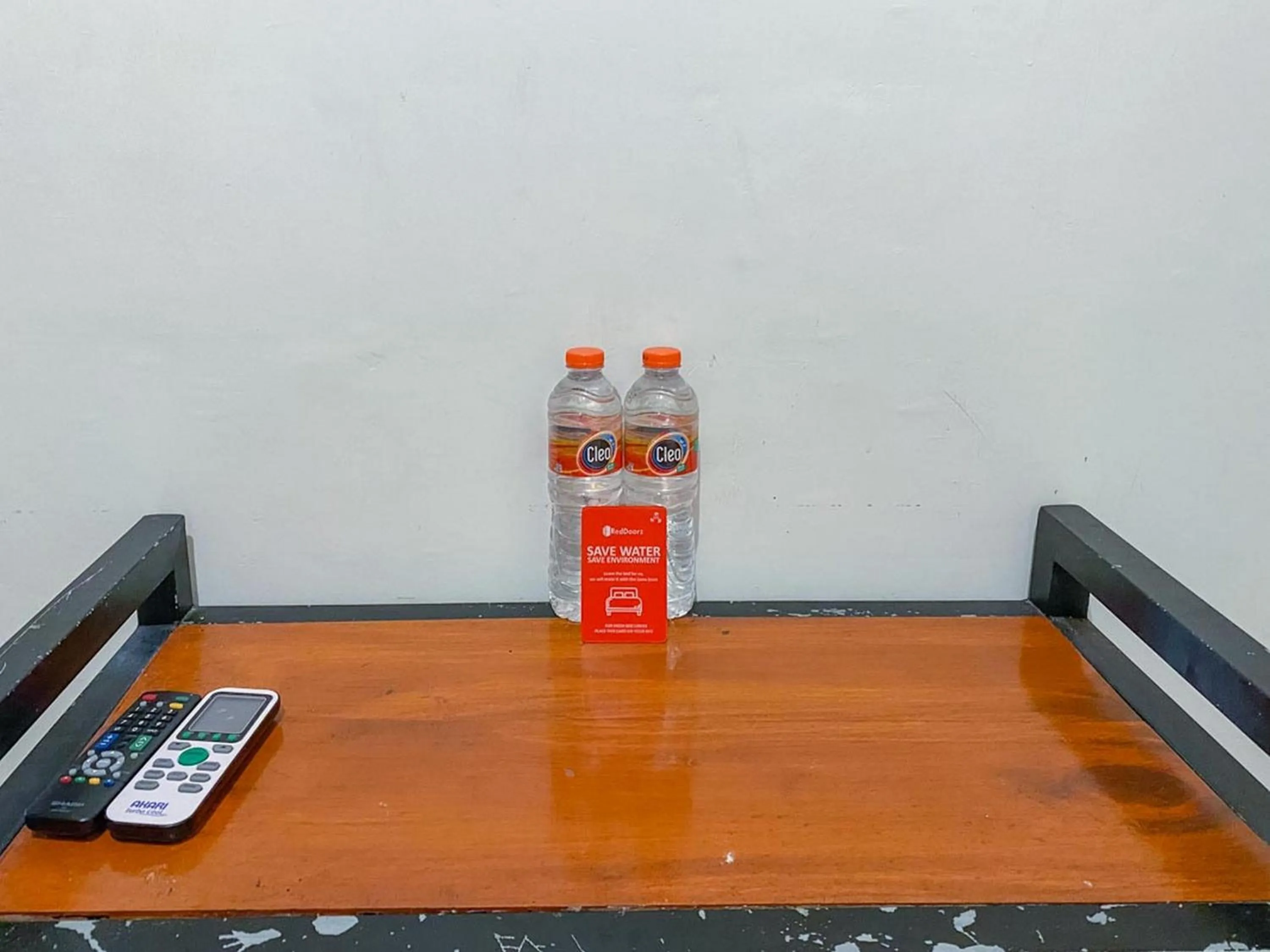 Bedroom in RedDoorz Syariah near Suramadu