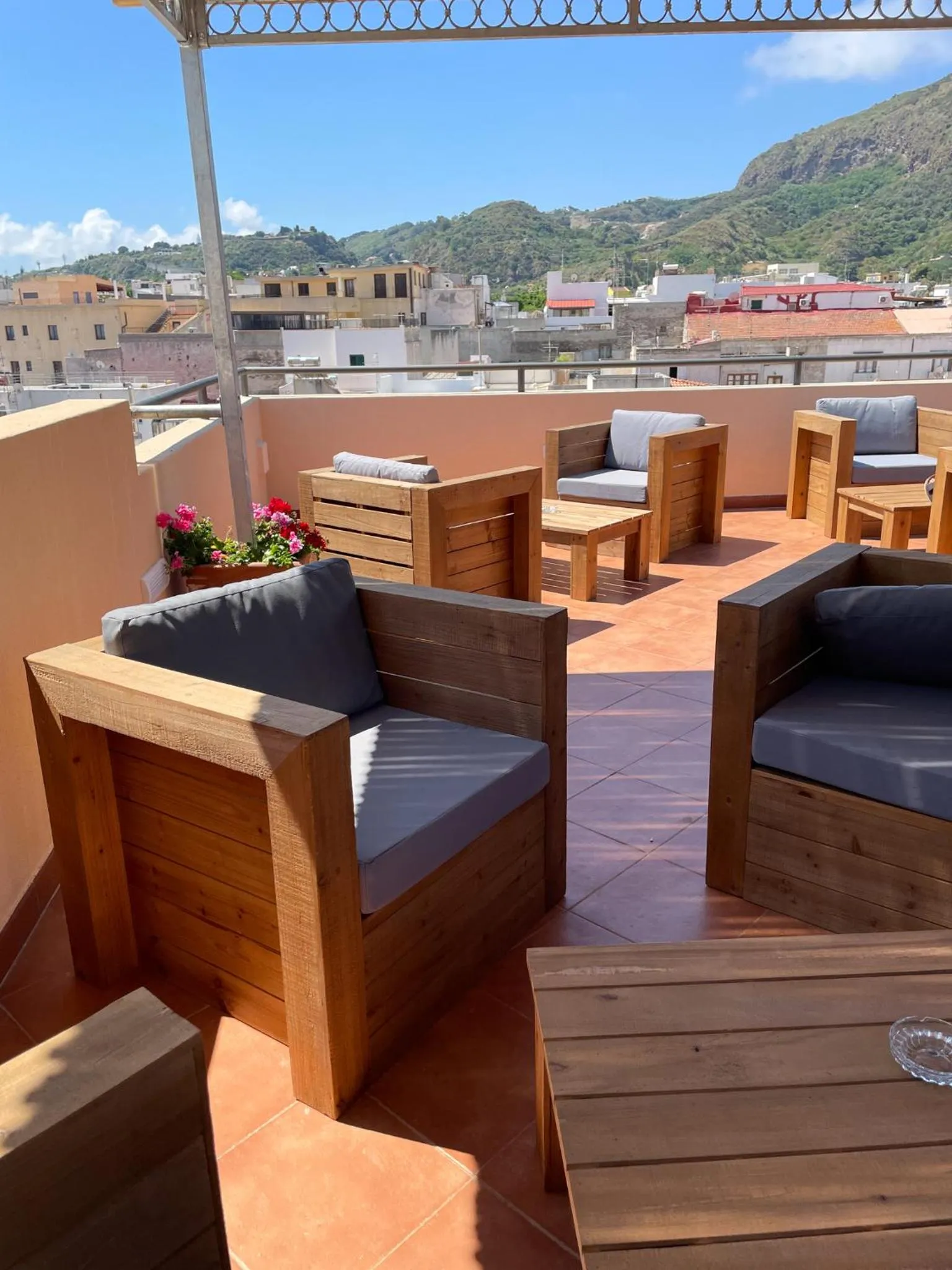 Balcony/Terrace in B&B Faraglione