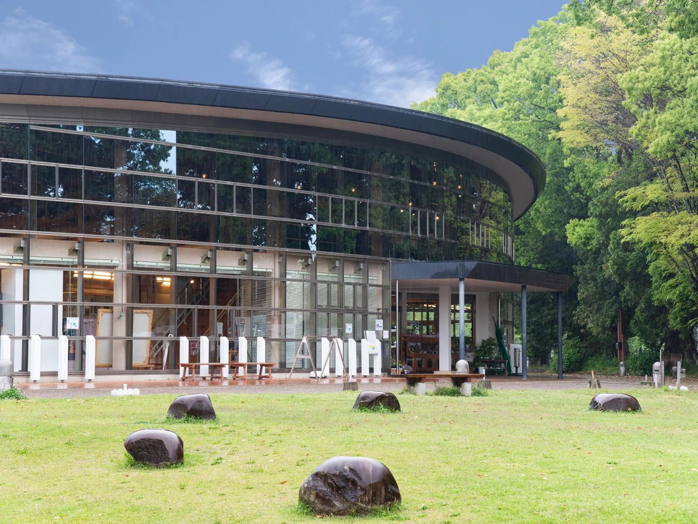 Nearby landmark in Hotel Primrose Saito