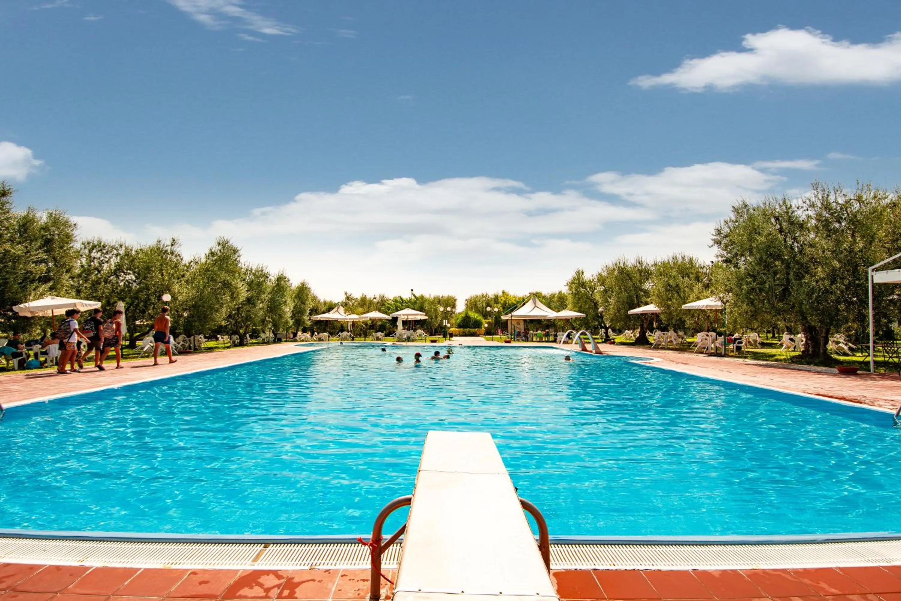 Swimming pool in Giardino Degli Ulivi Resort Masseria
