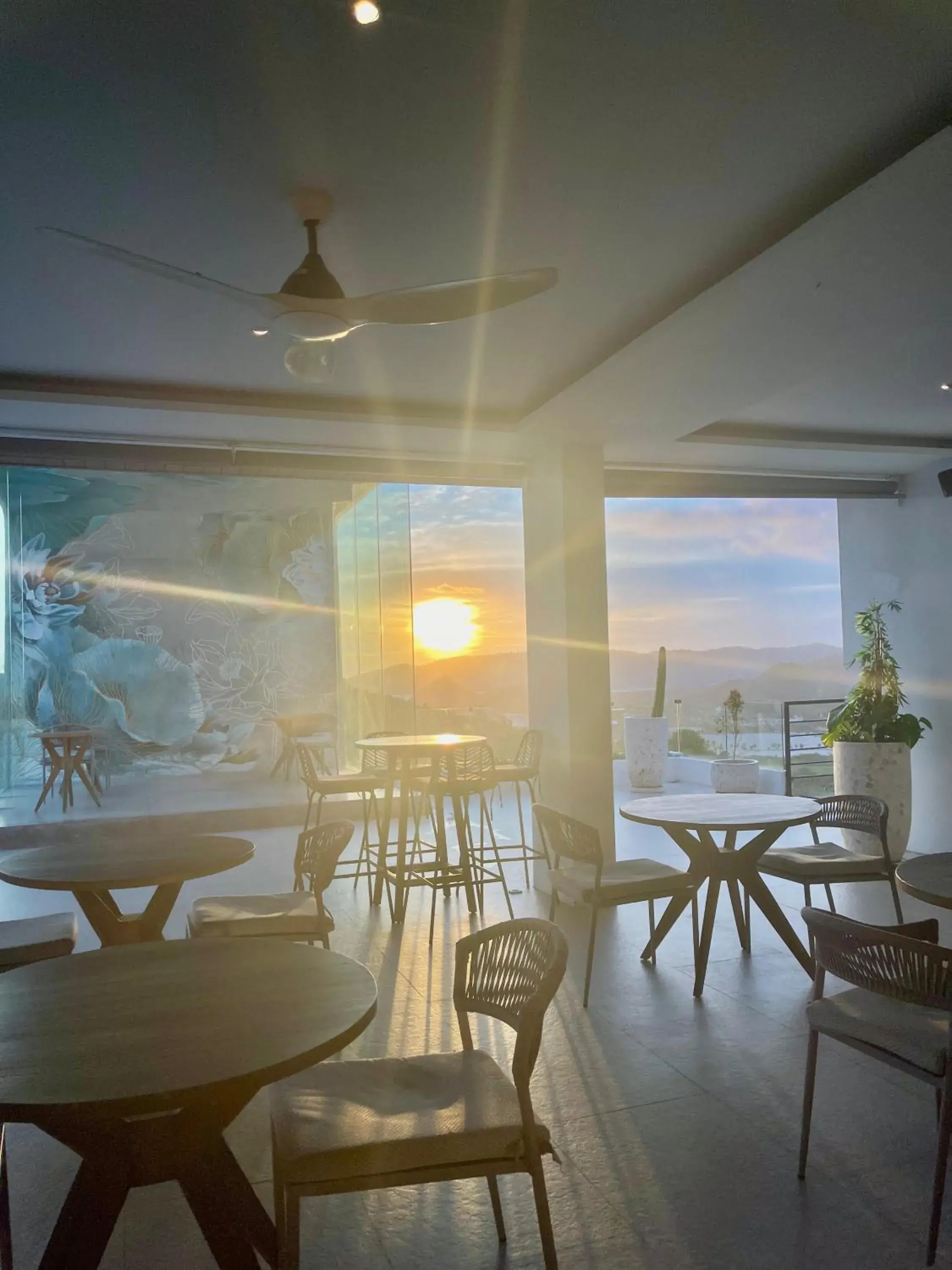 Restaurant/places to eat in Truntum Boutique Mandalika Restaurant/places to eat in Truntum Boutique Mandalika