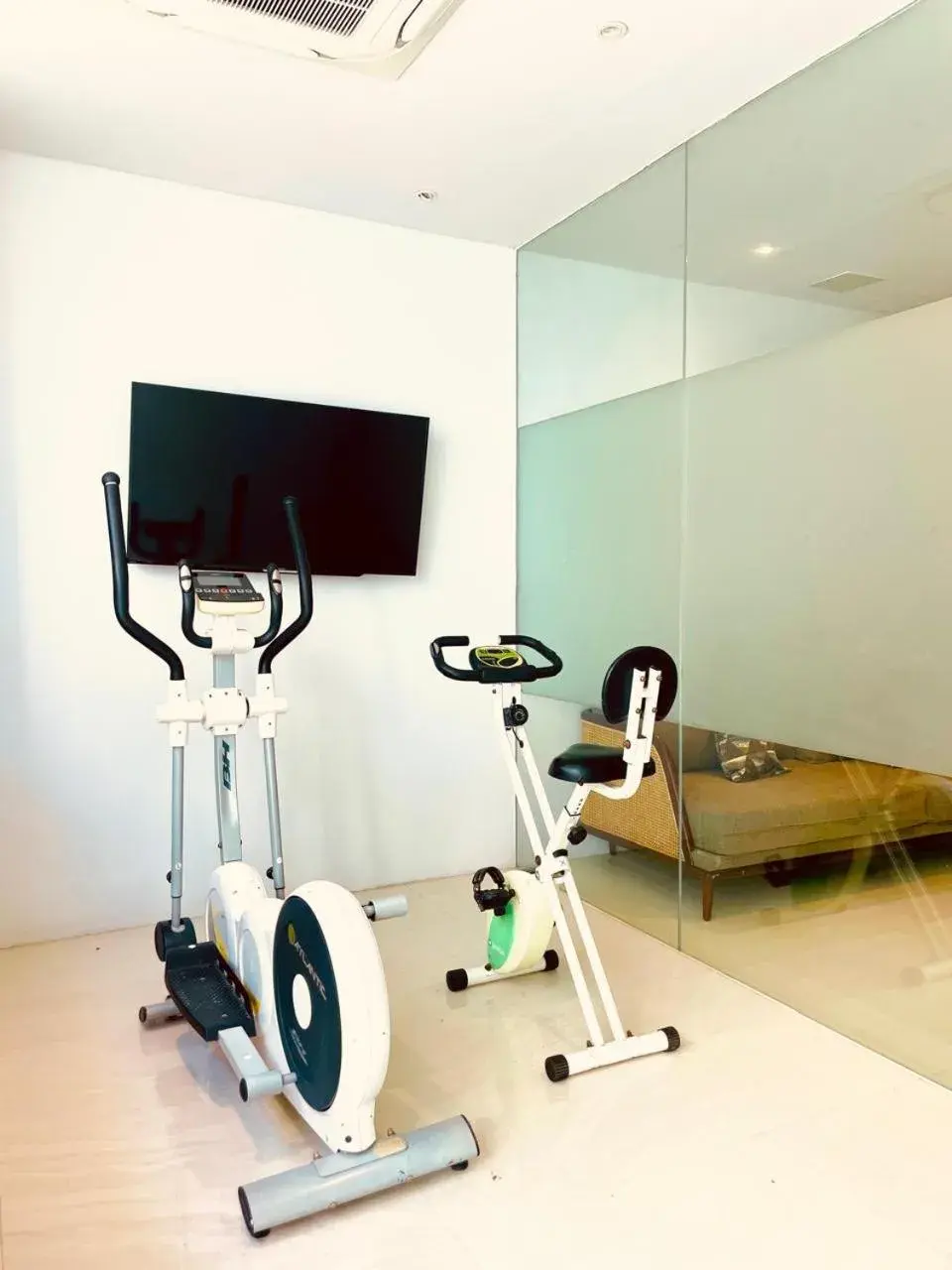 Fitness centre/facilities in Truntum Boutique Mandalika Fitness centre/facilities in Truntum Boutique Mandalika