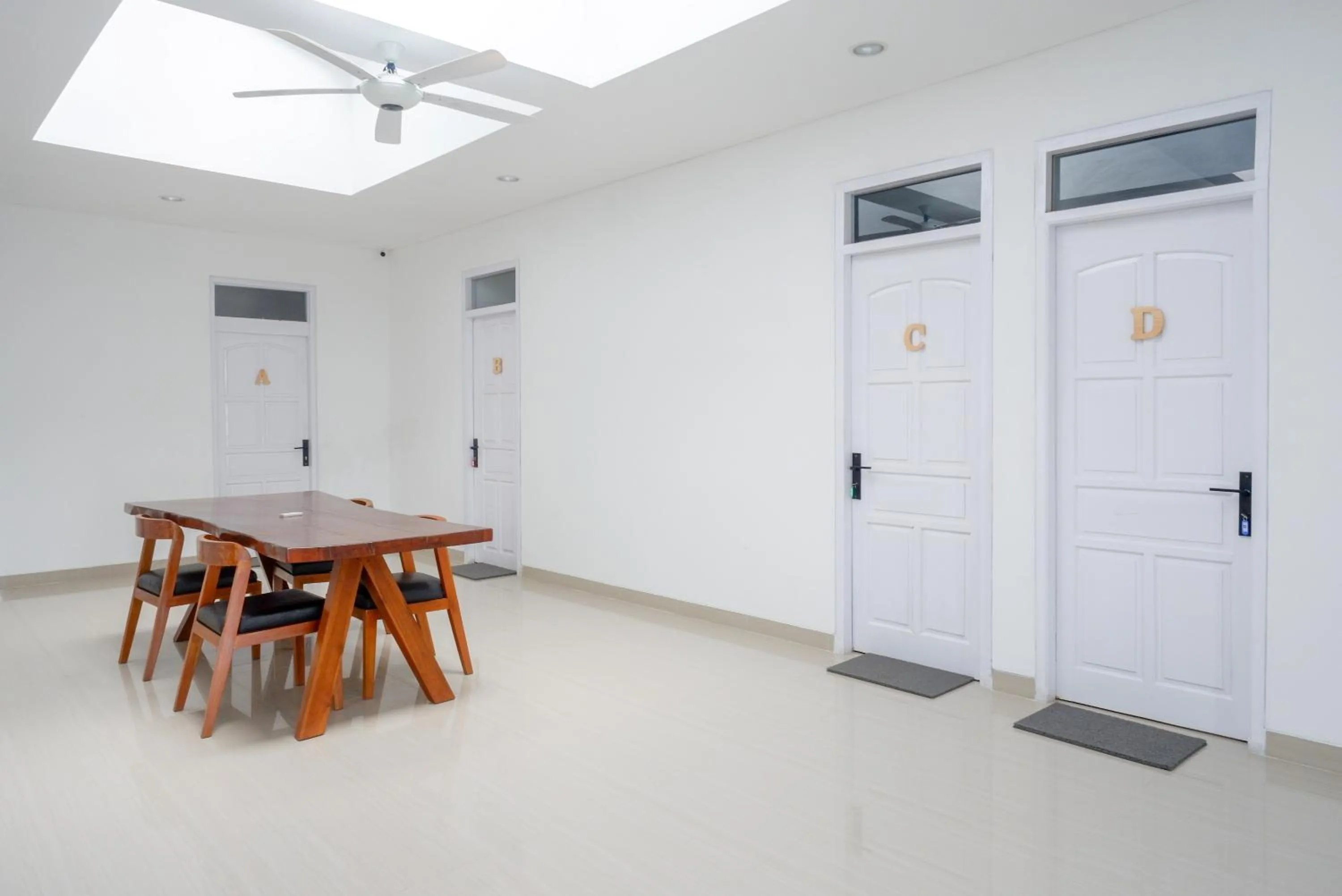 RedDoorz near Bukitsari Semarang