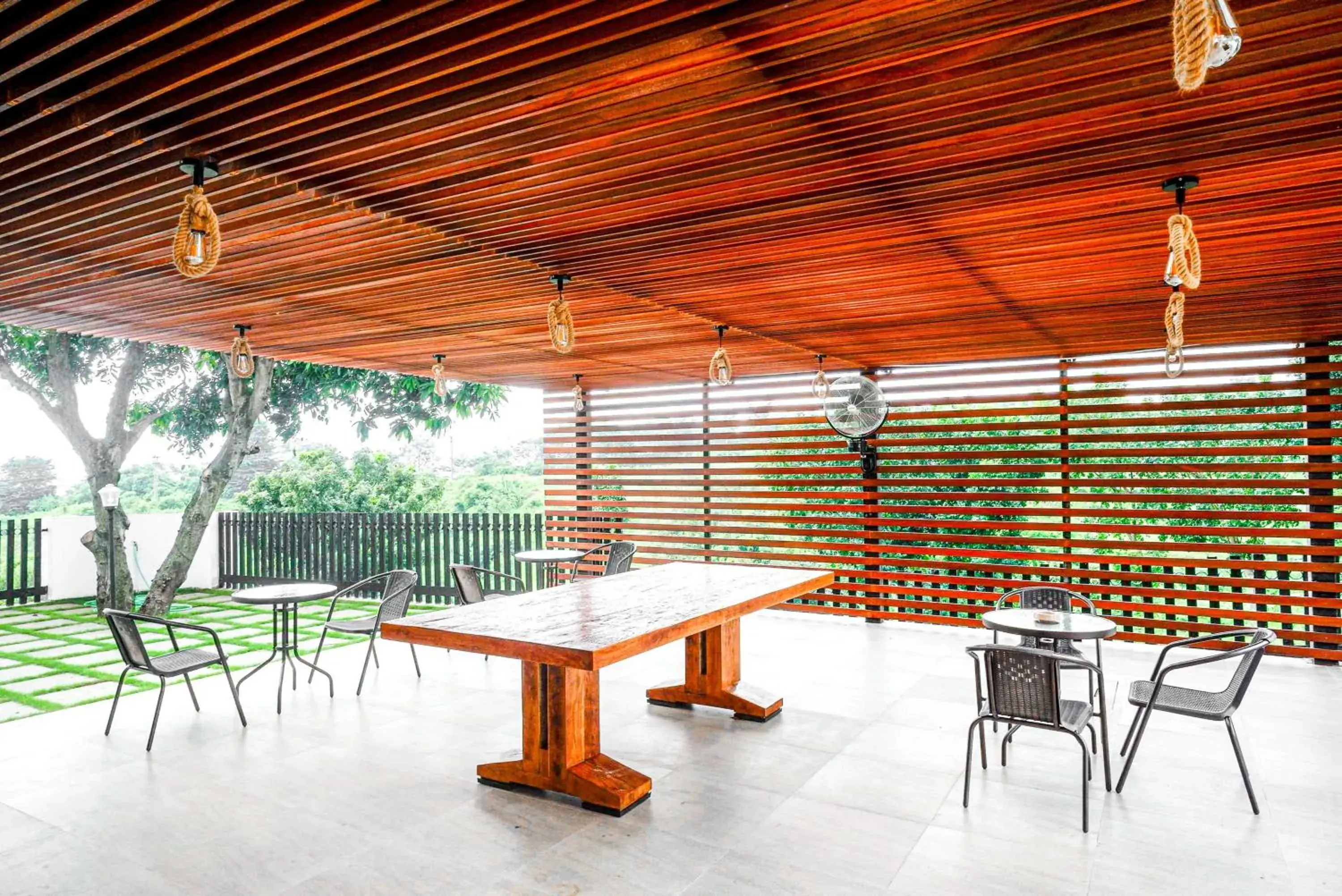 Property building in RedDoorz near Bukitsari Semarang Property building in RedDoorz near Bukitsari Semarang