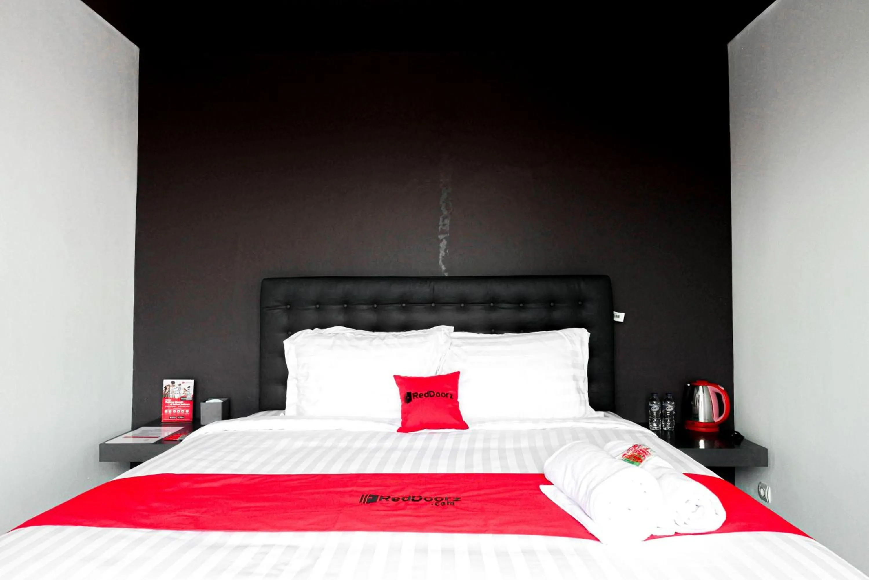 Bedroom, Bed in RedDoorz near Bukitsari Semarang