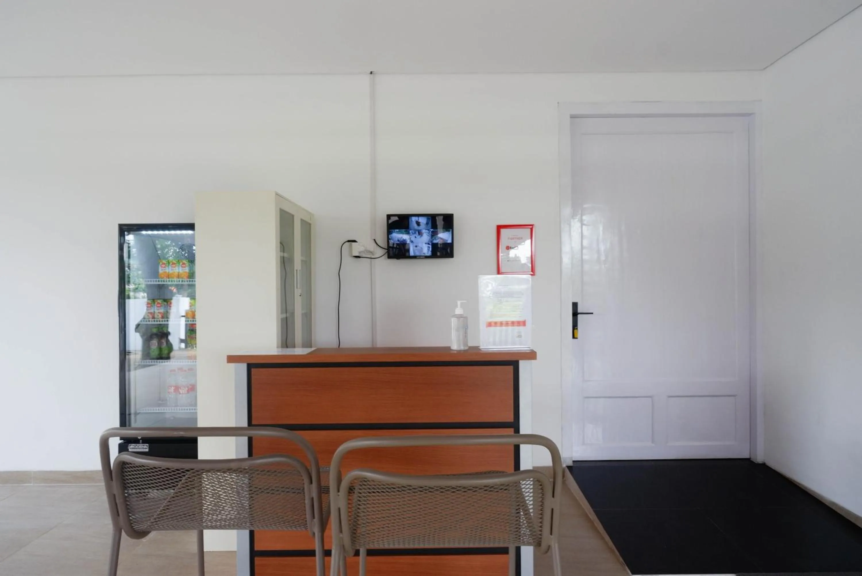 RedDoorz near Bukitsari Semarang