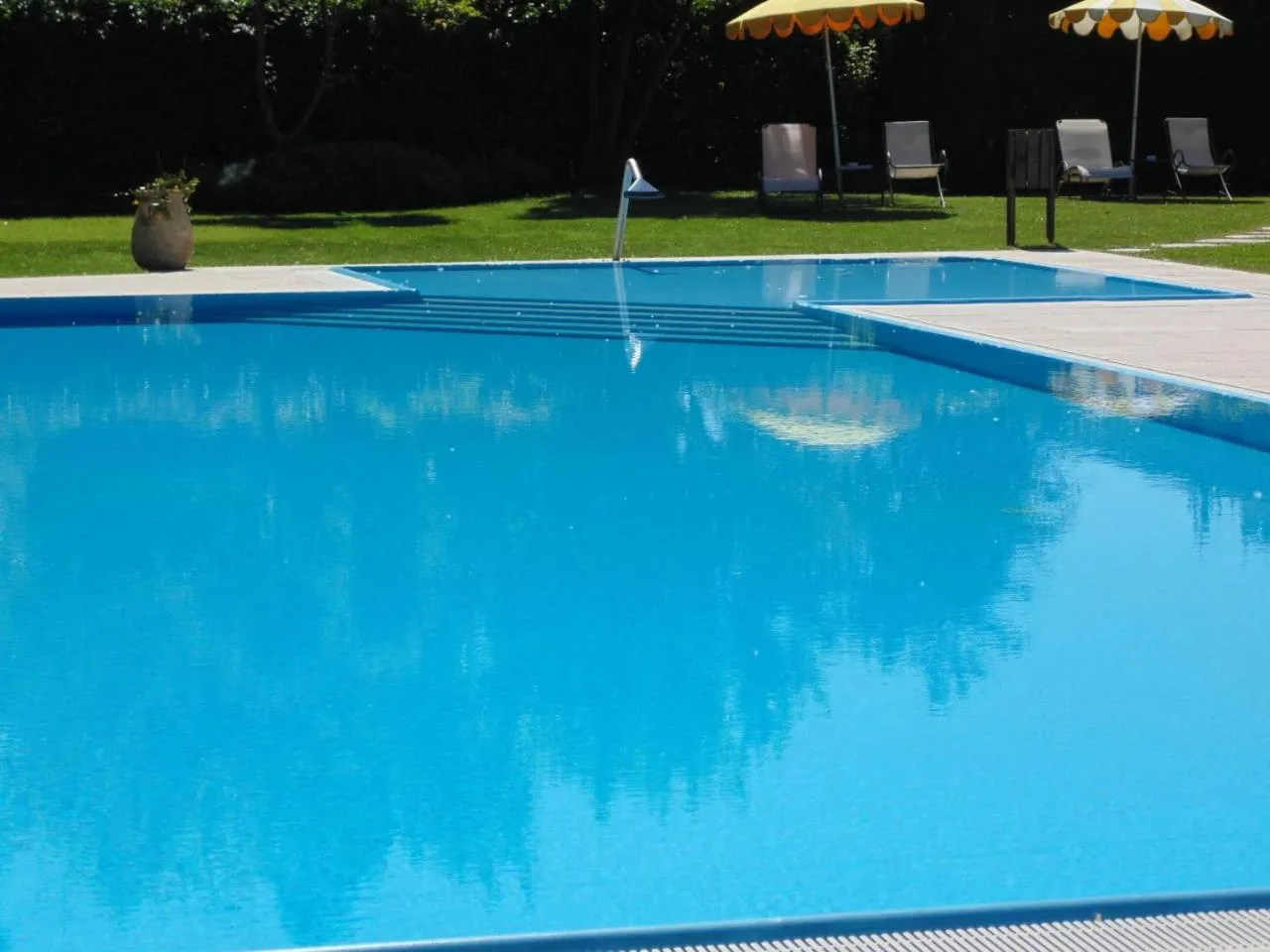 Swimming pool in Cà dell'Orto Rooms & Apartments