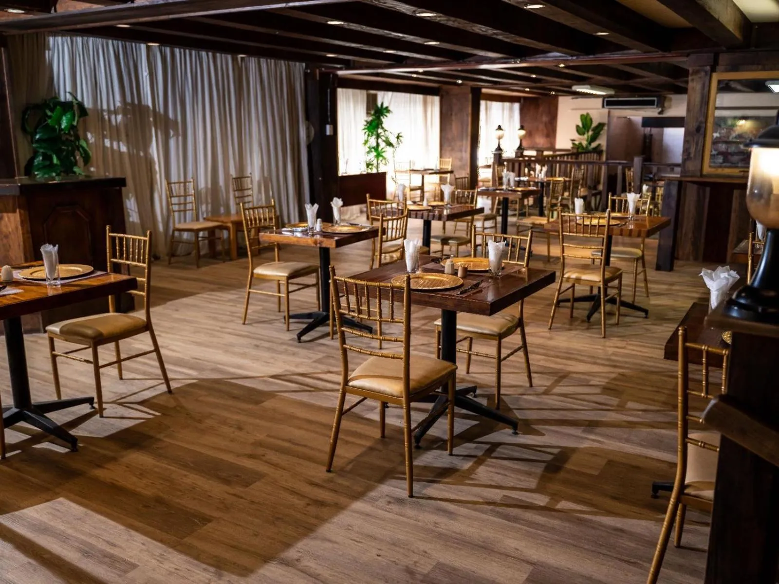 Dining area in Ngwenya City Hotel