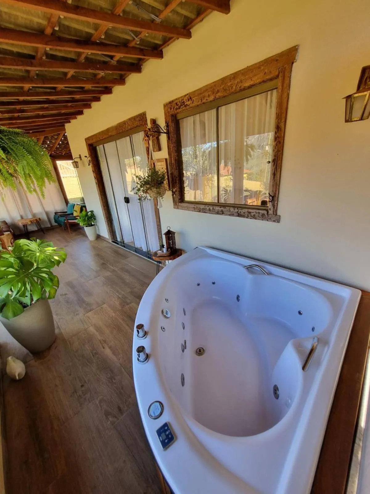 Hot Tub in Euetu na Lapinha da Serra