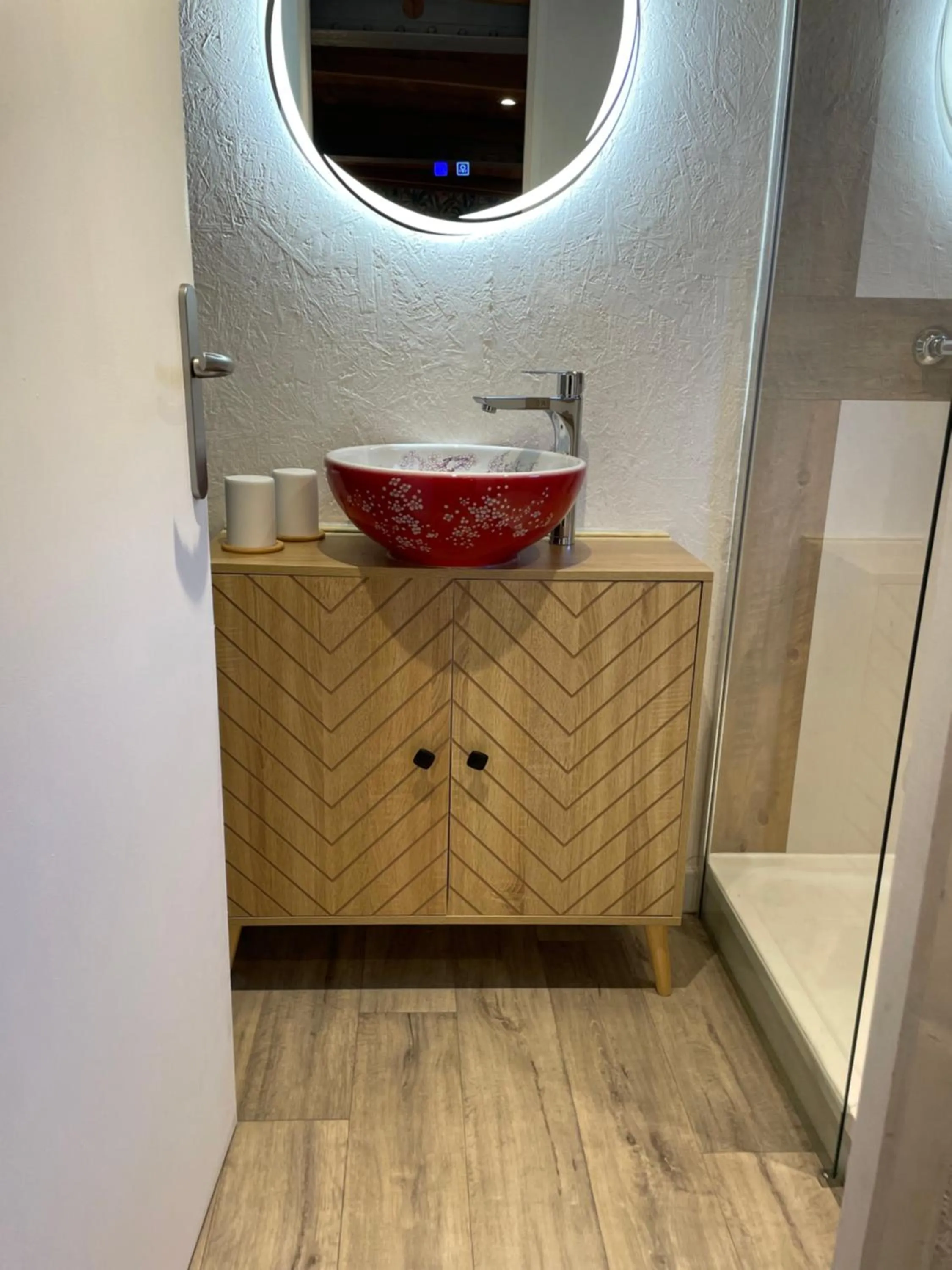 Bathroom in Péniche Le Pescalune - Chambre d'hôtes