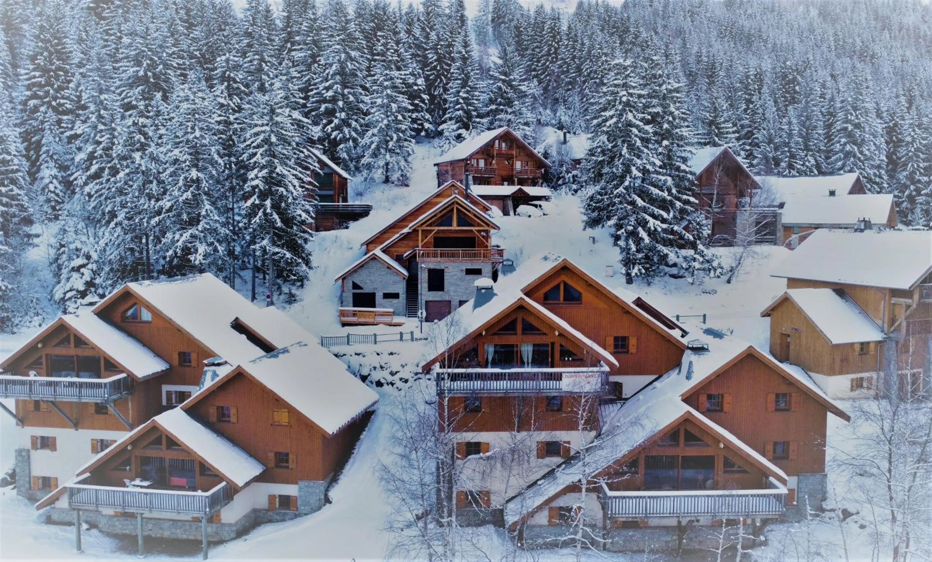 Property building in Chalet Beyond - Gelinotte