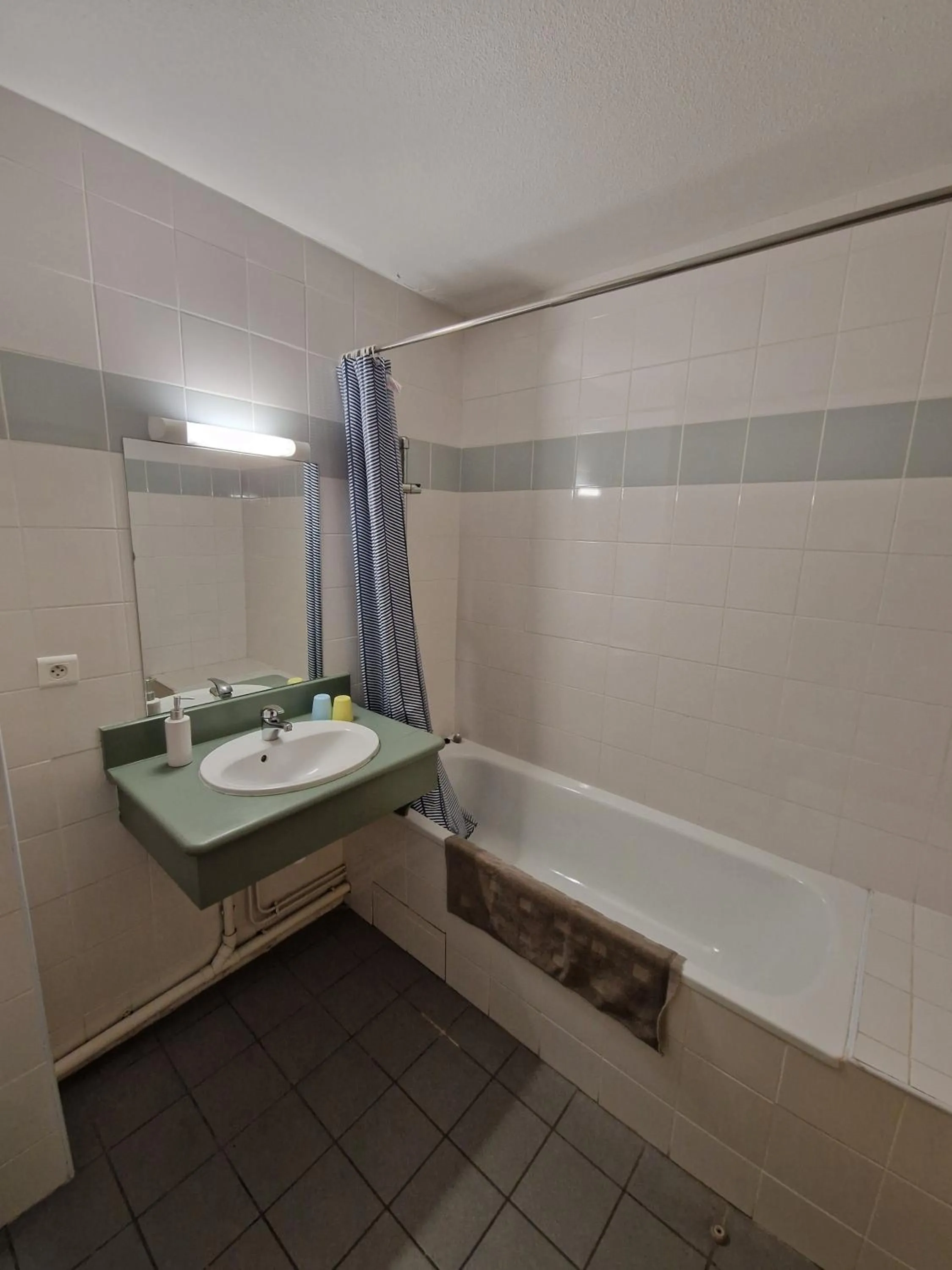 Bathroom in Chalet Beyond - Gelinotte