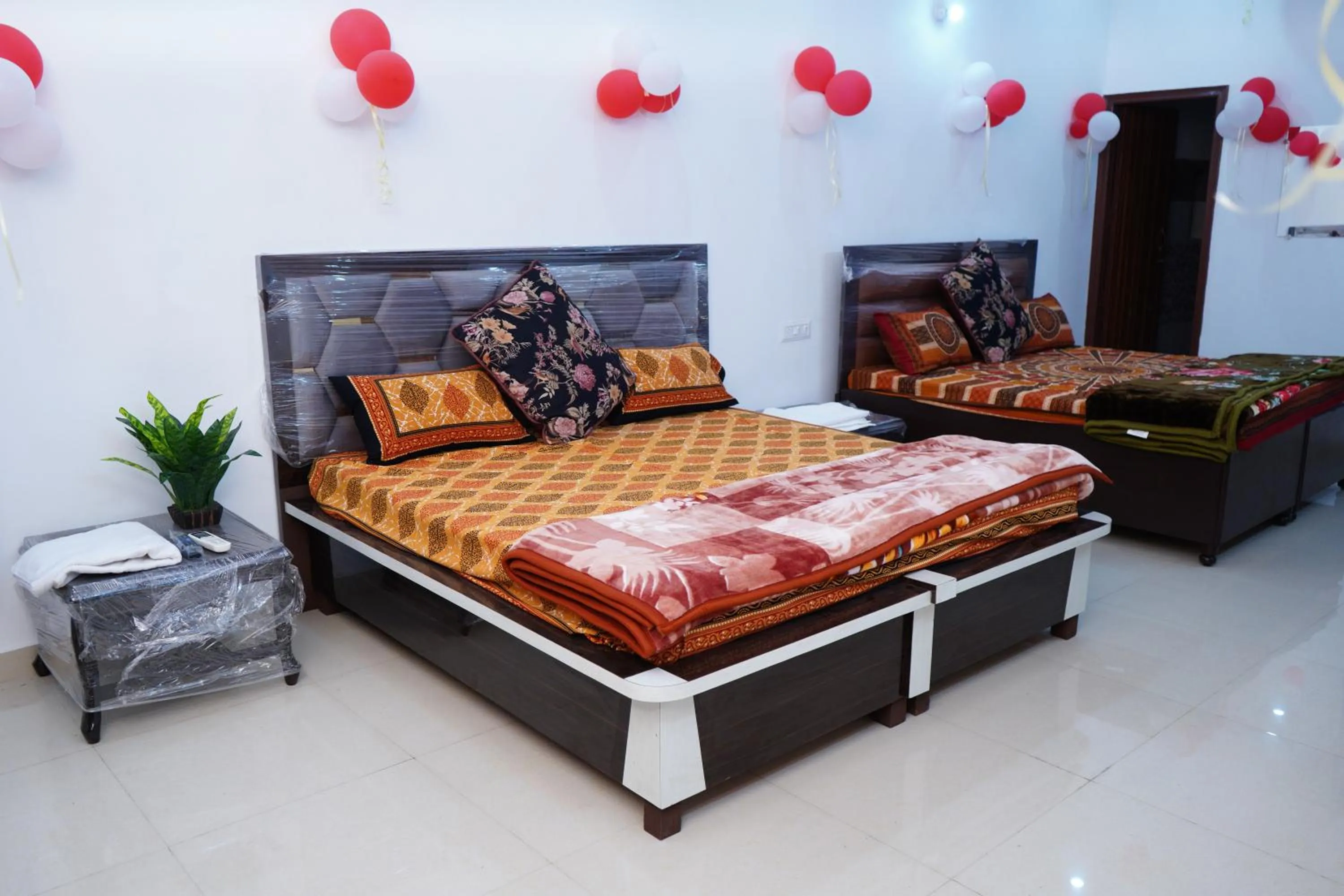 Bed in Roop Niwas
