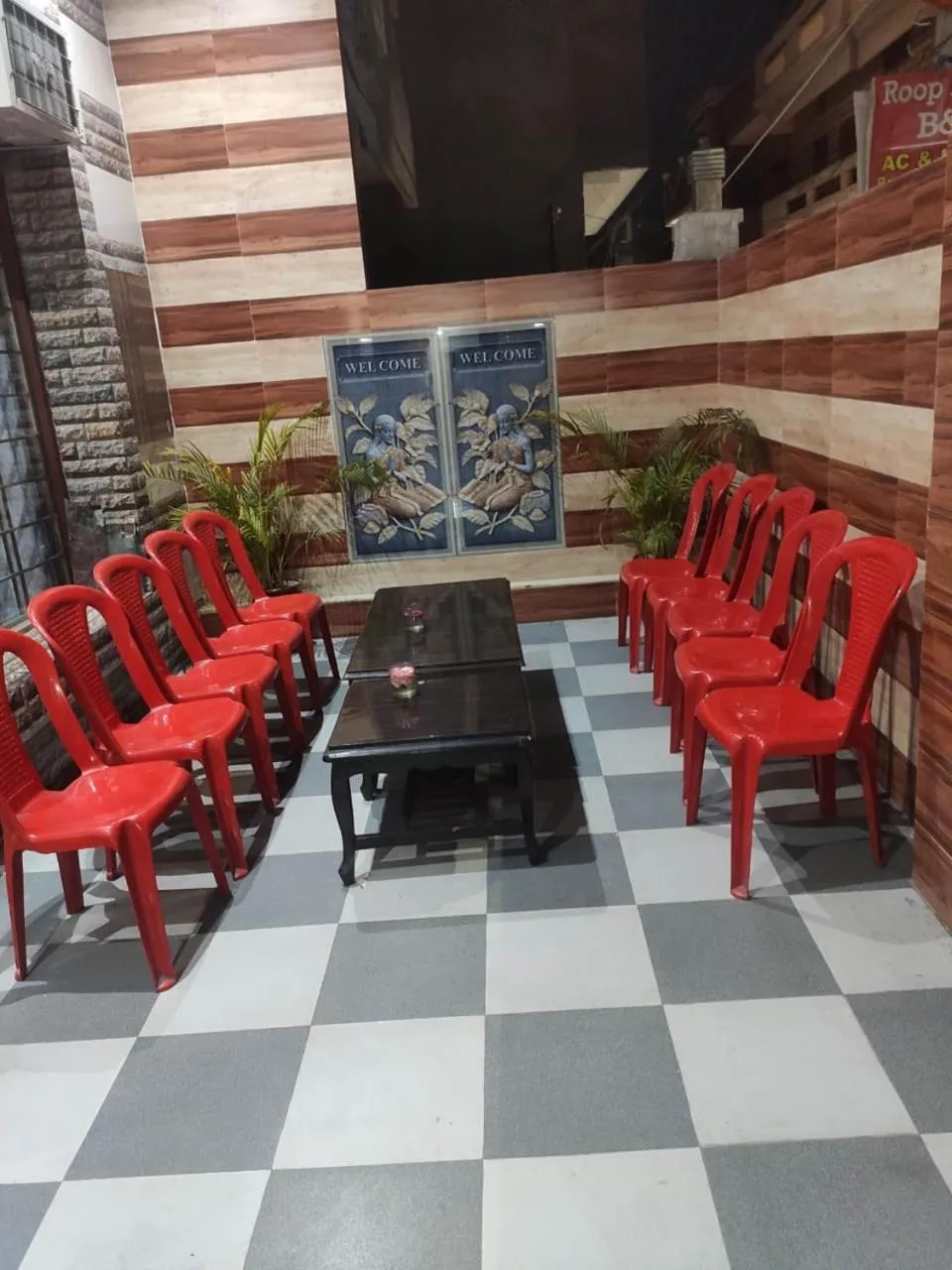 Breakfast in Roop Niwas