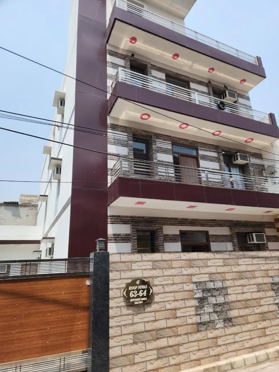 Property building in Roop Niwas