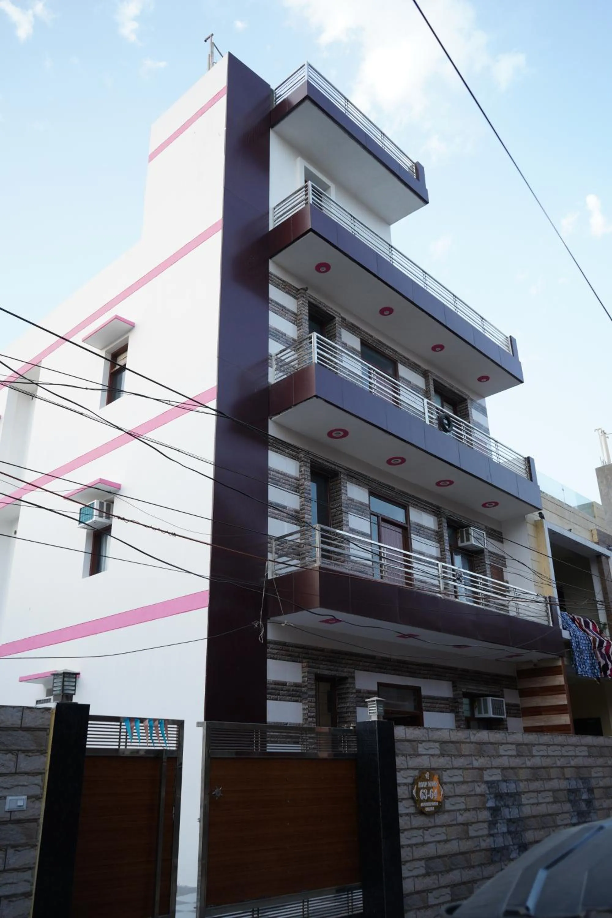 Property building in Roop Niwas