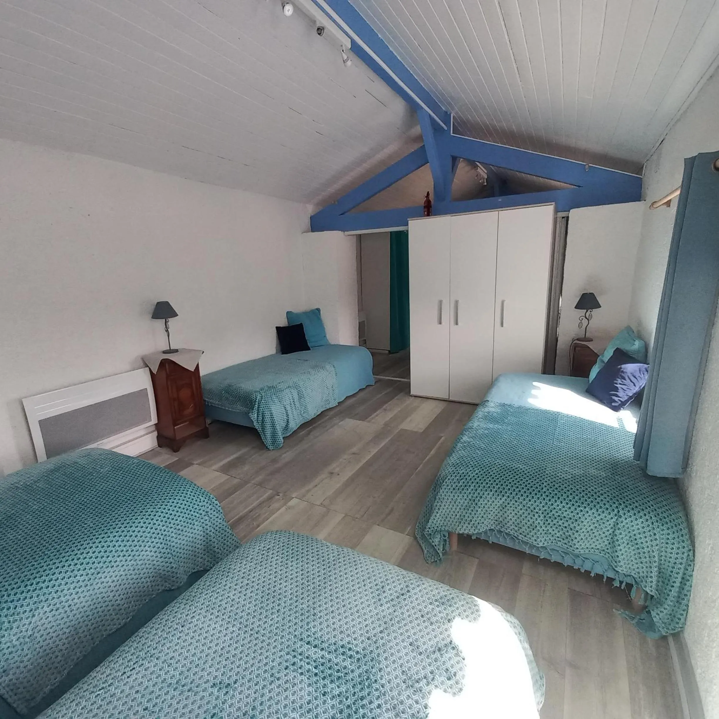 Bedroom in Domaine de Fontsauzine - gîtes et chambre d'hôtes