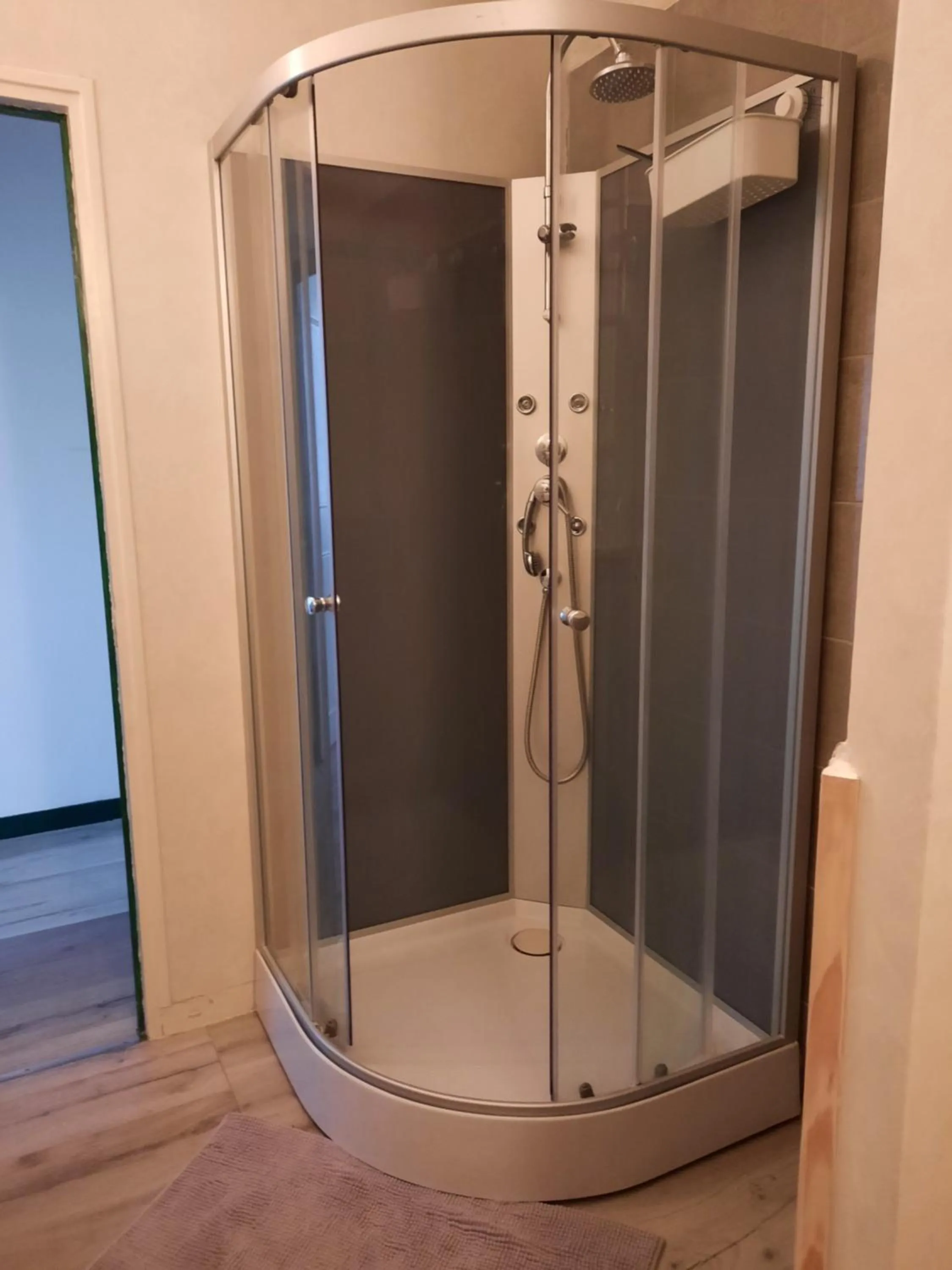 Bathroom in Domaine de Fontsauzine - gîtes et chambre d'hôtes