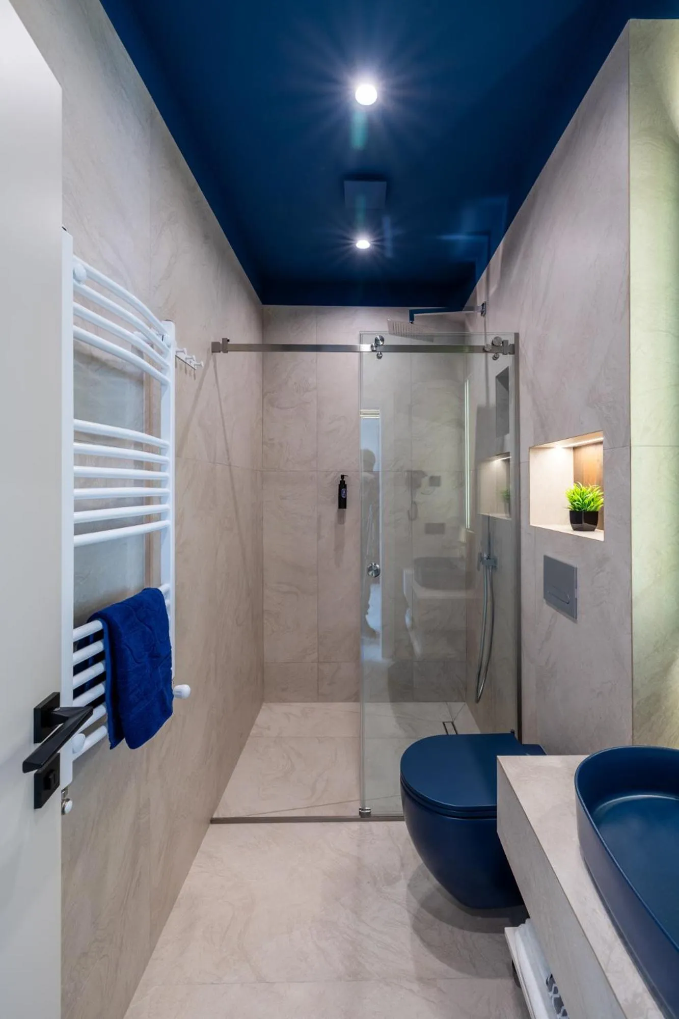 Bathroom in Art Hotel