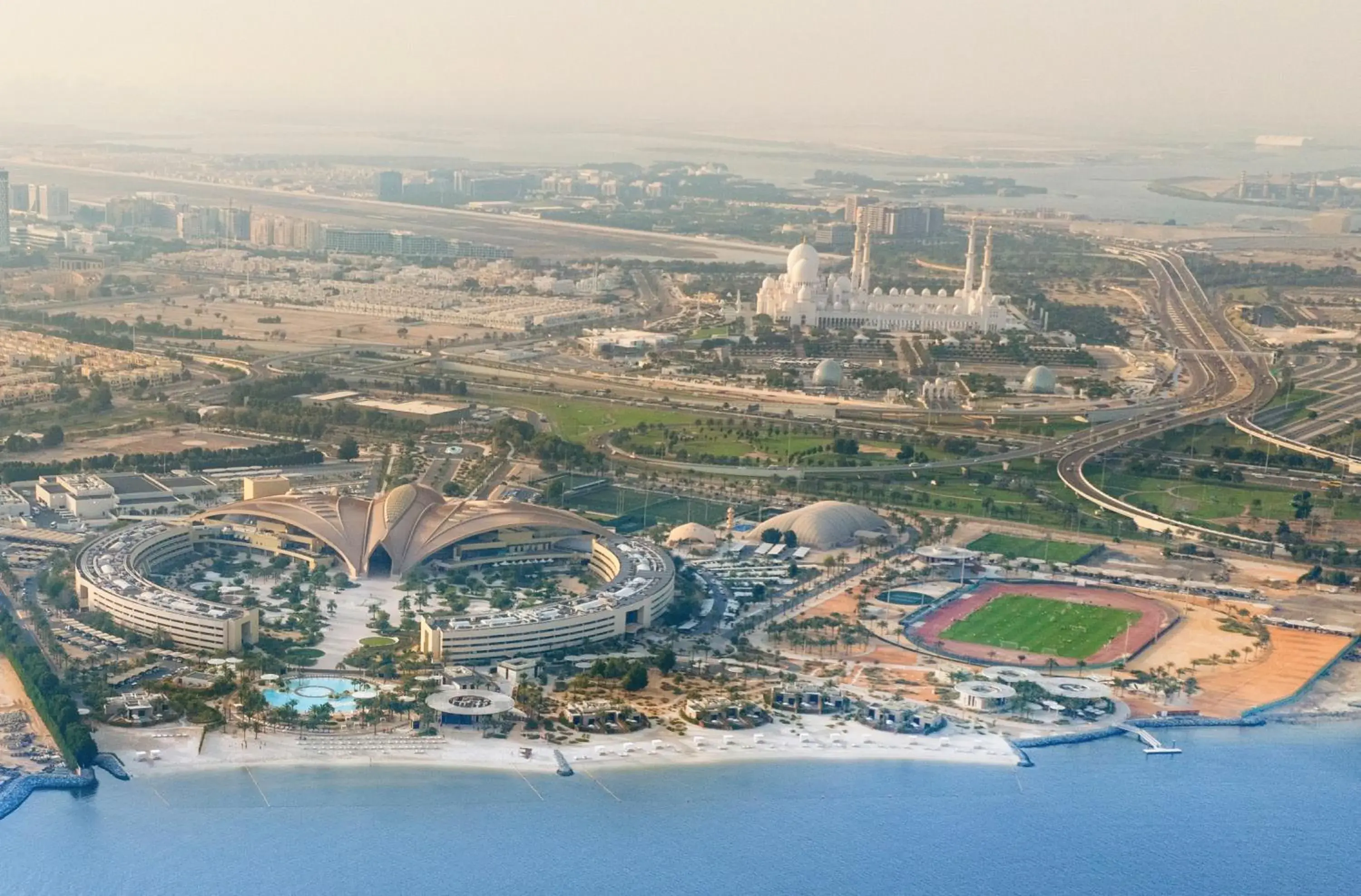 Property building in ERTH Abu Dhabi Hotel Property building in ERTH Abu Dhabi Hotel