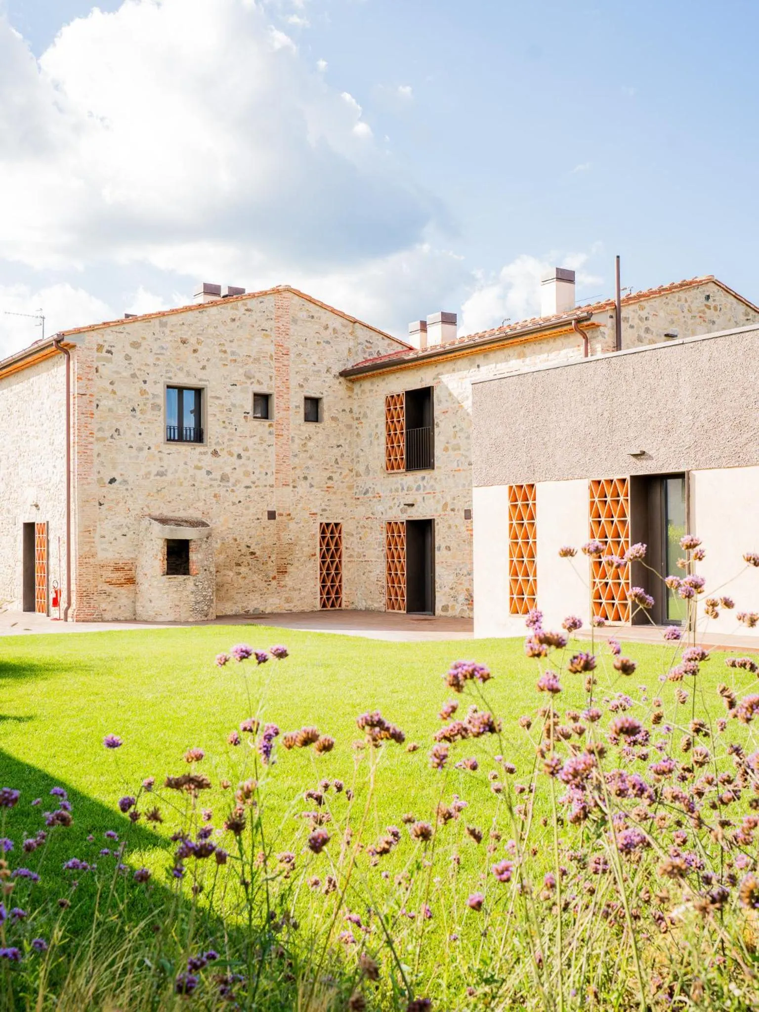 Property building in I Vivai