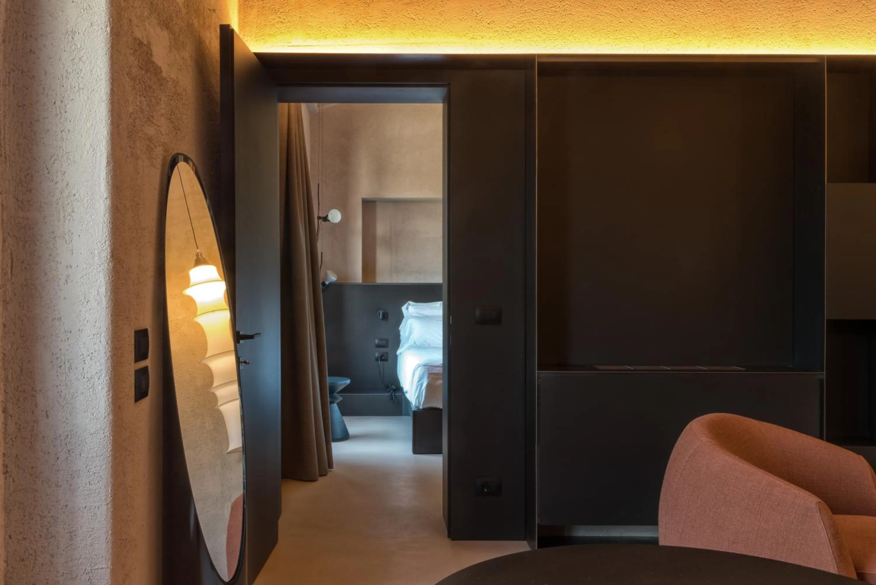 Decorative detail, Bed in I Vivai