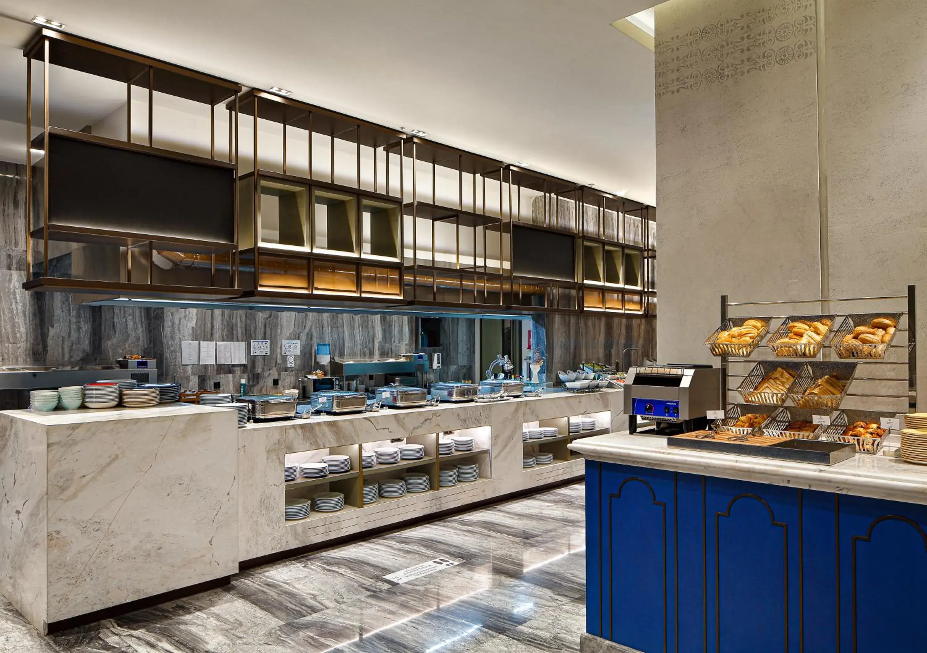 Breakfast in Wanda Vista Residence Breakfast in Wanda Vista Residence