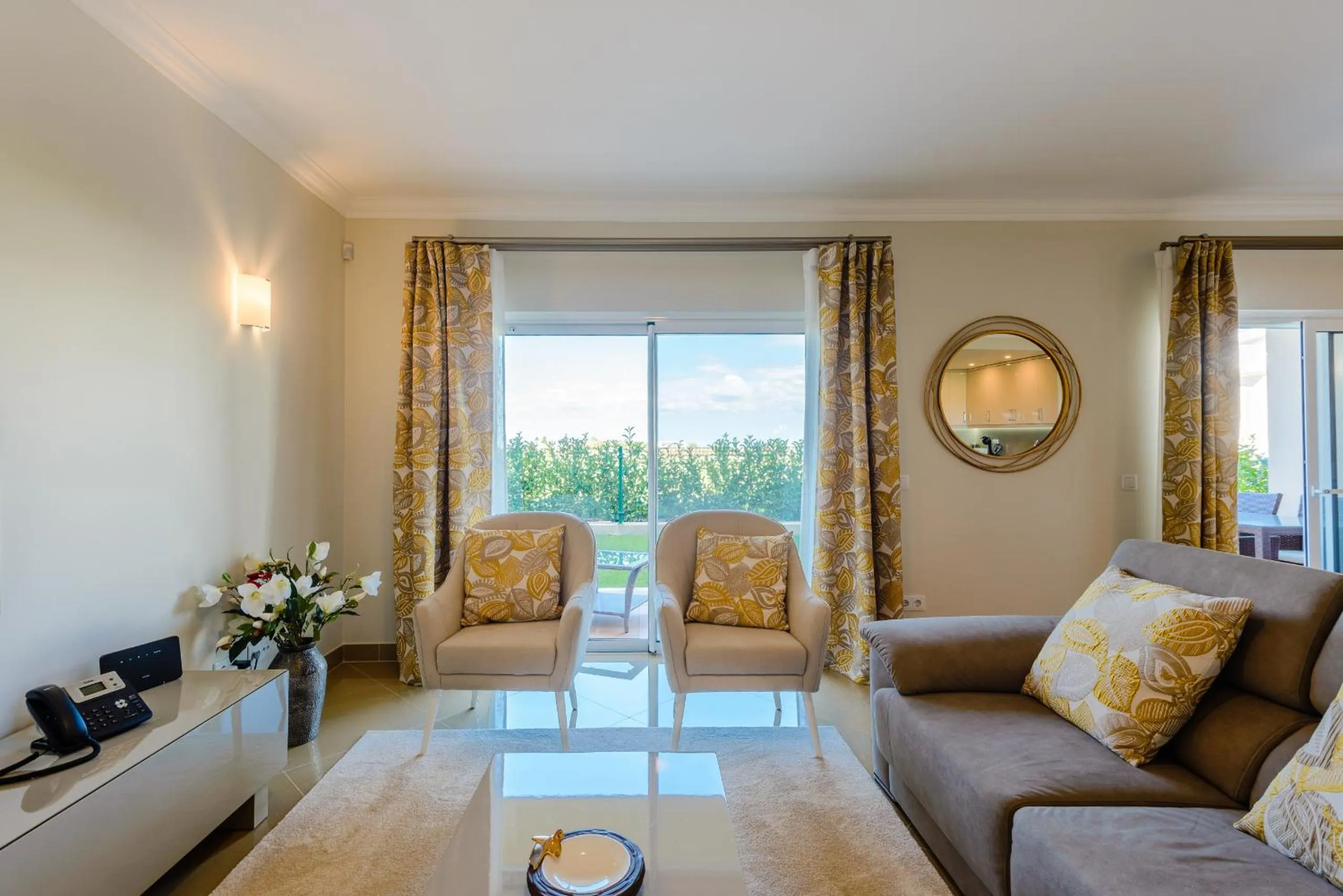 Communal lounge/ TV room in Boavista Golf and Spa Resort - Bayview