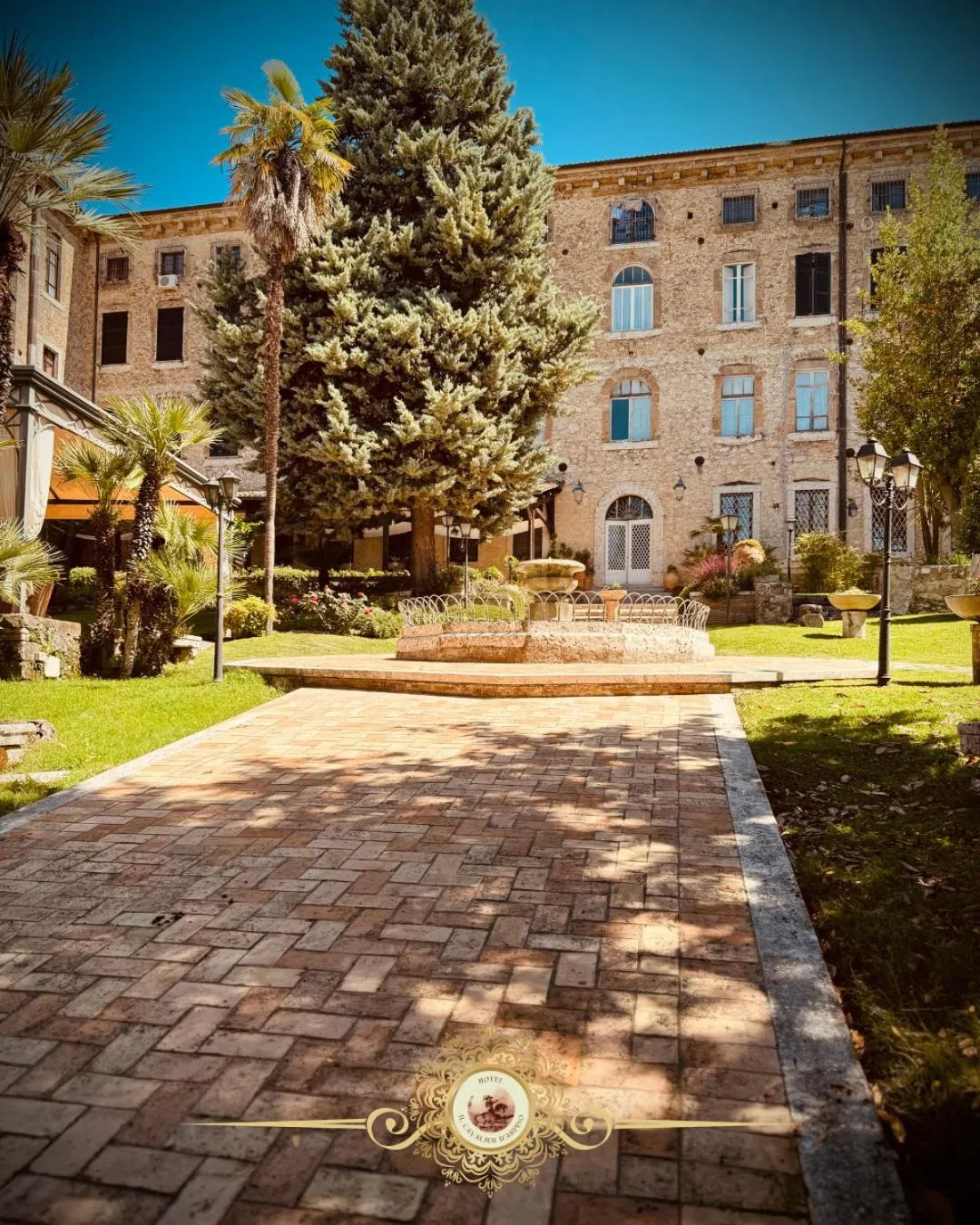 Property building in Hotel Il Cavalier D'Arpino