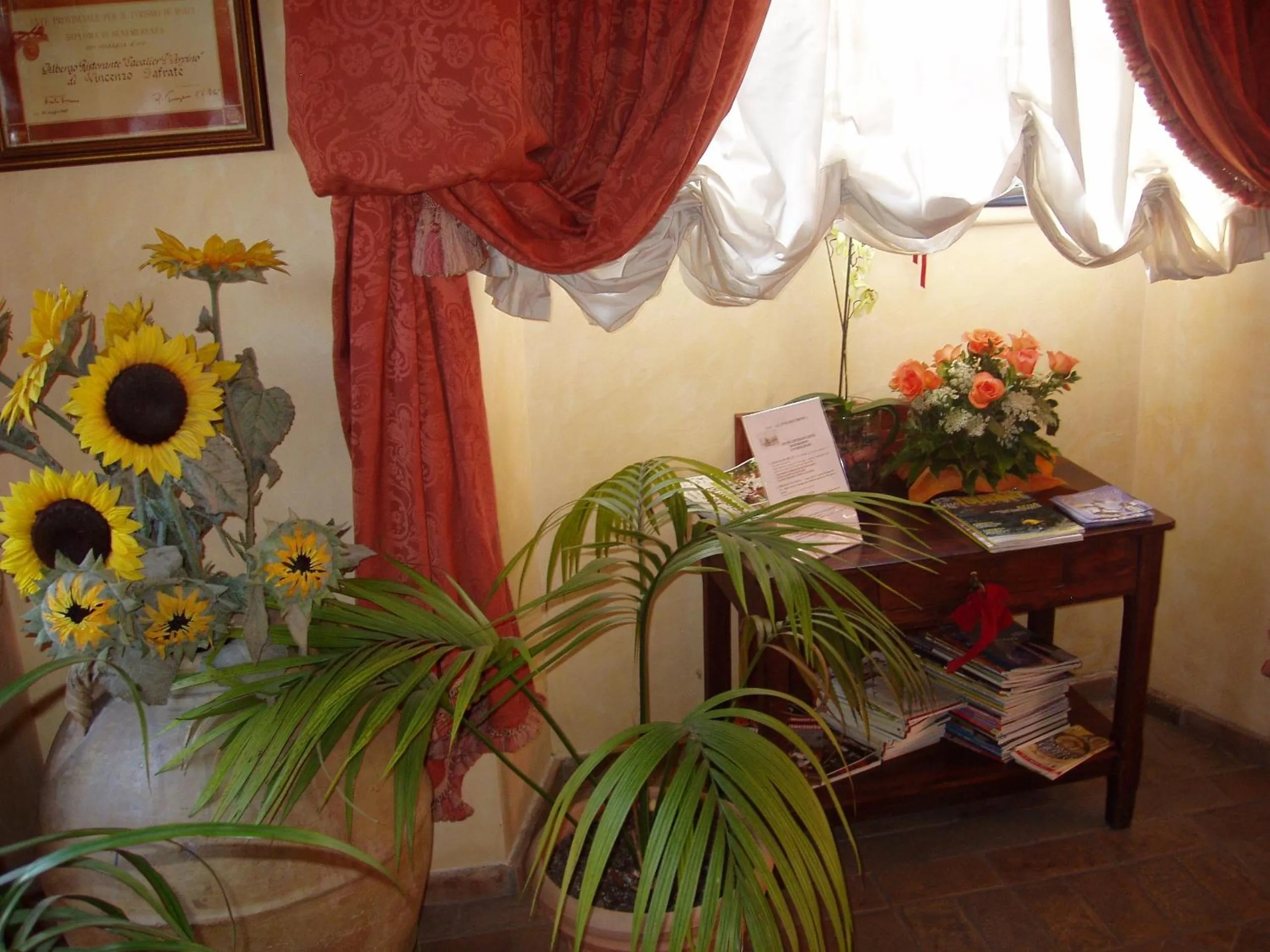 Decorative detail in Hotel Il Cavalier D'Arpino