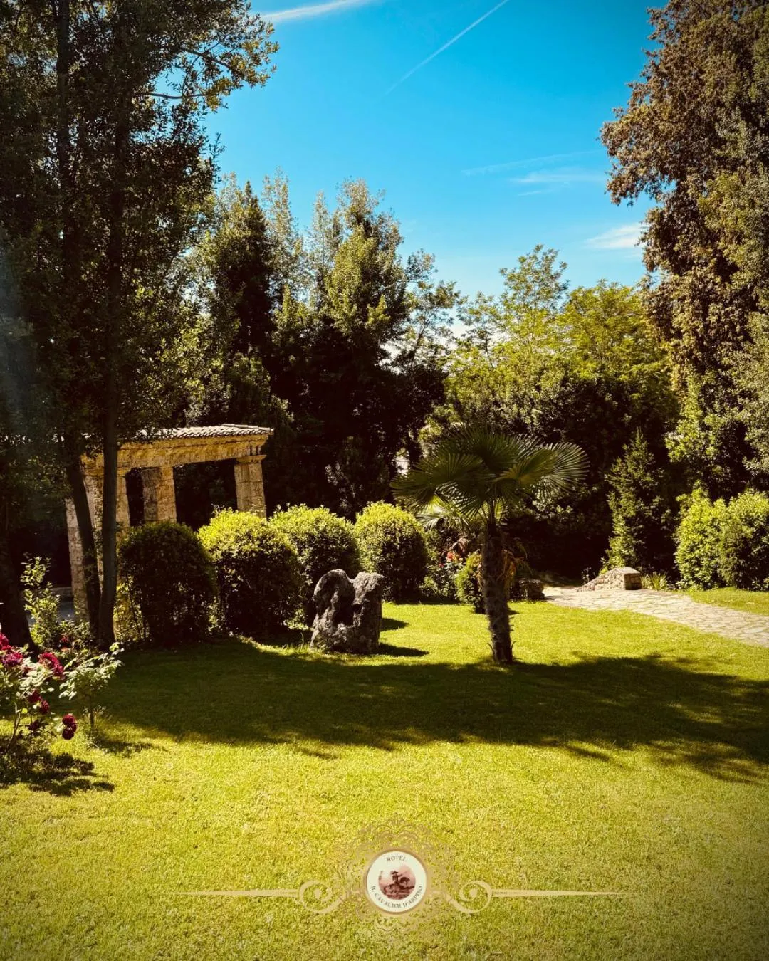 Garden in Hotel Il Cavalier D'Arpino