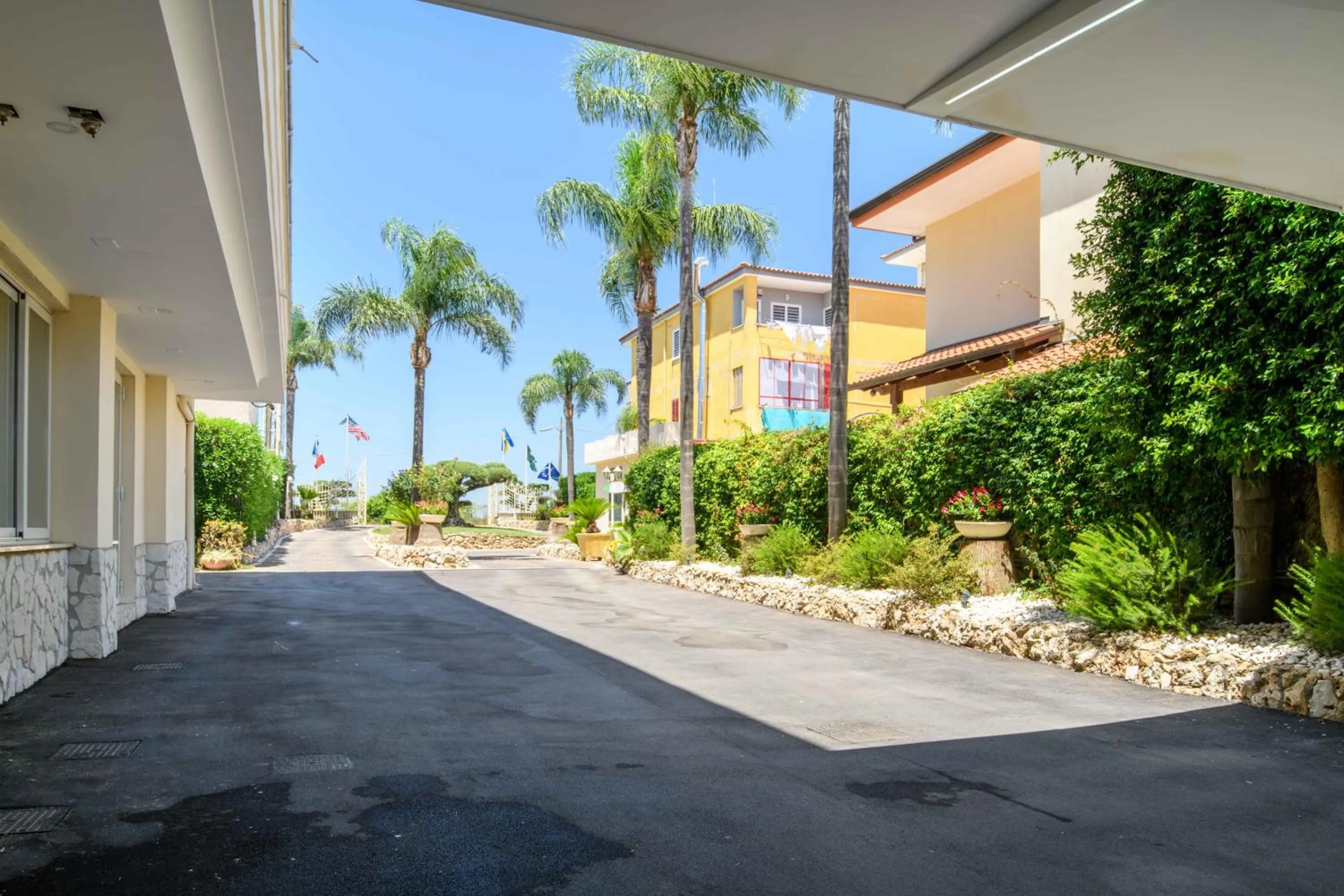 Property building in Hotel La Mela