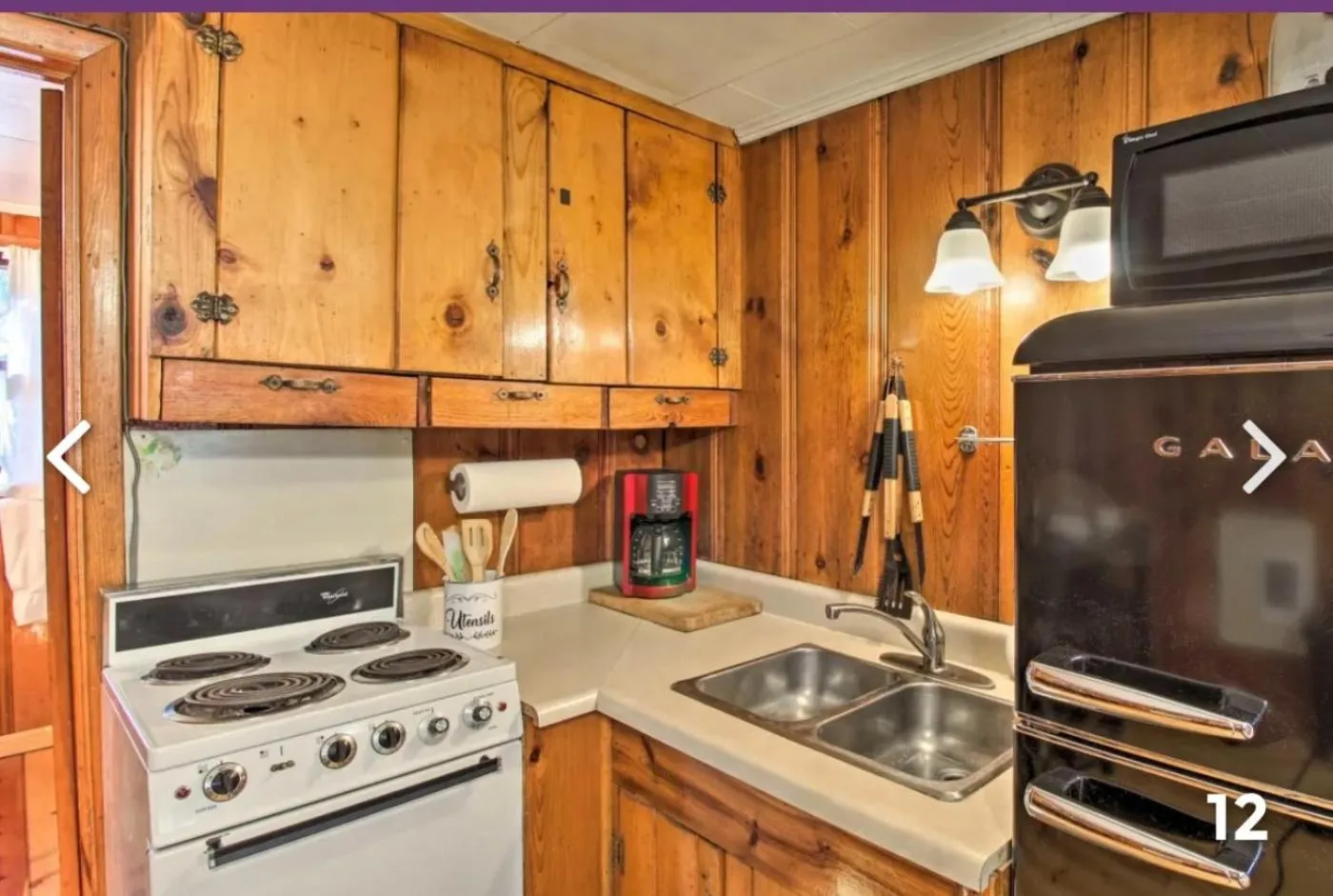 Coffee/tea facilities in Hidden Rest Cabins and Resort