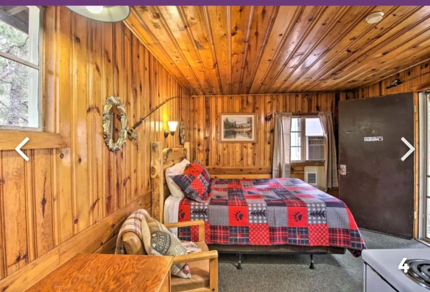Photo of the whole room, Bed in Hidden Rest Cabins and Resort