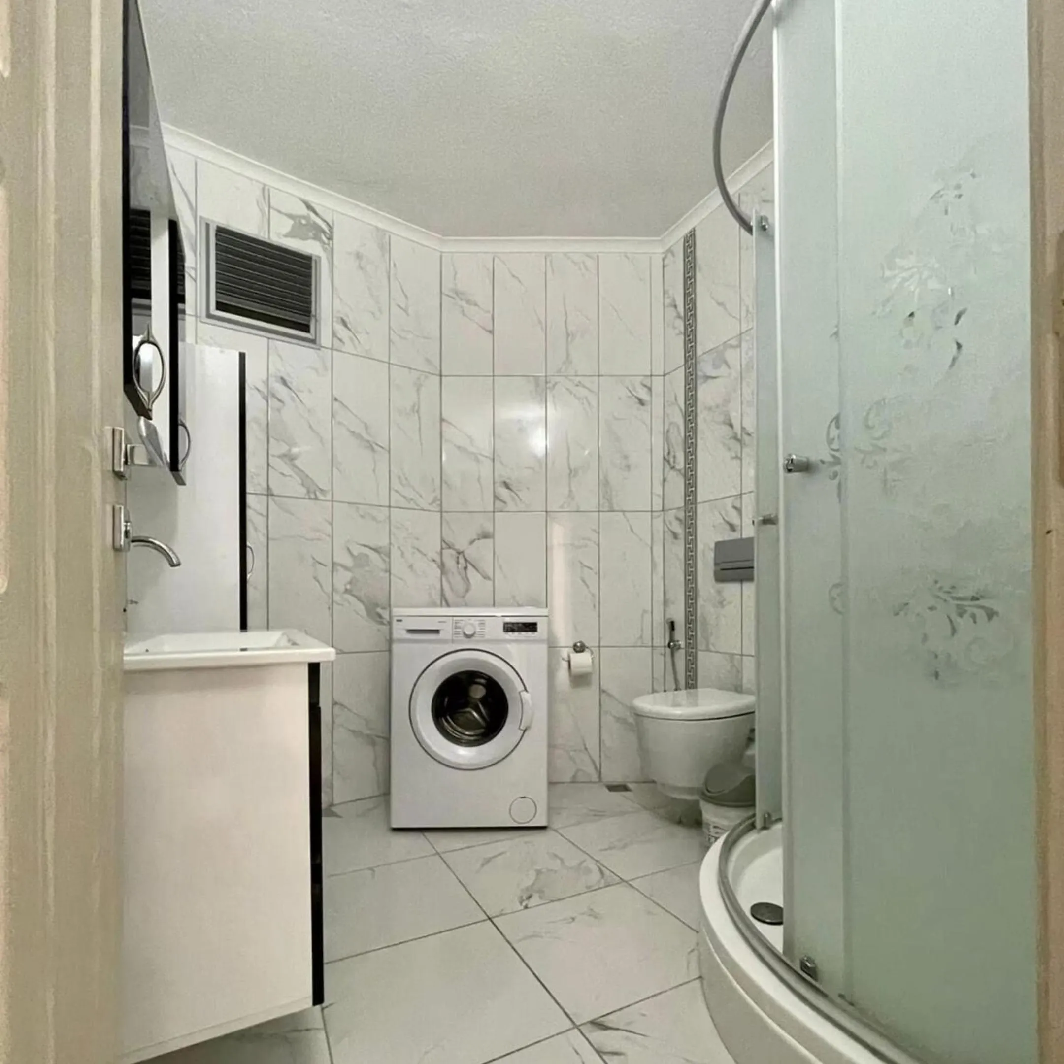 Shahin Golden Hotel الصقر الذهبي للشقق الفندقية