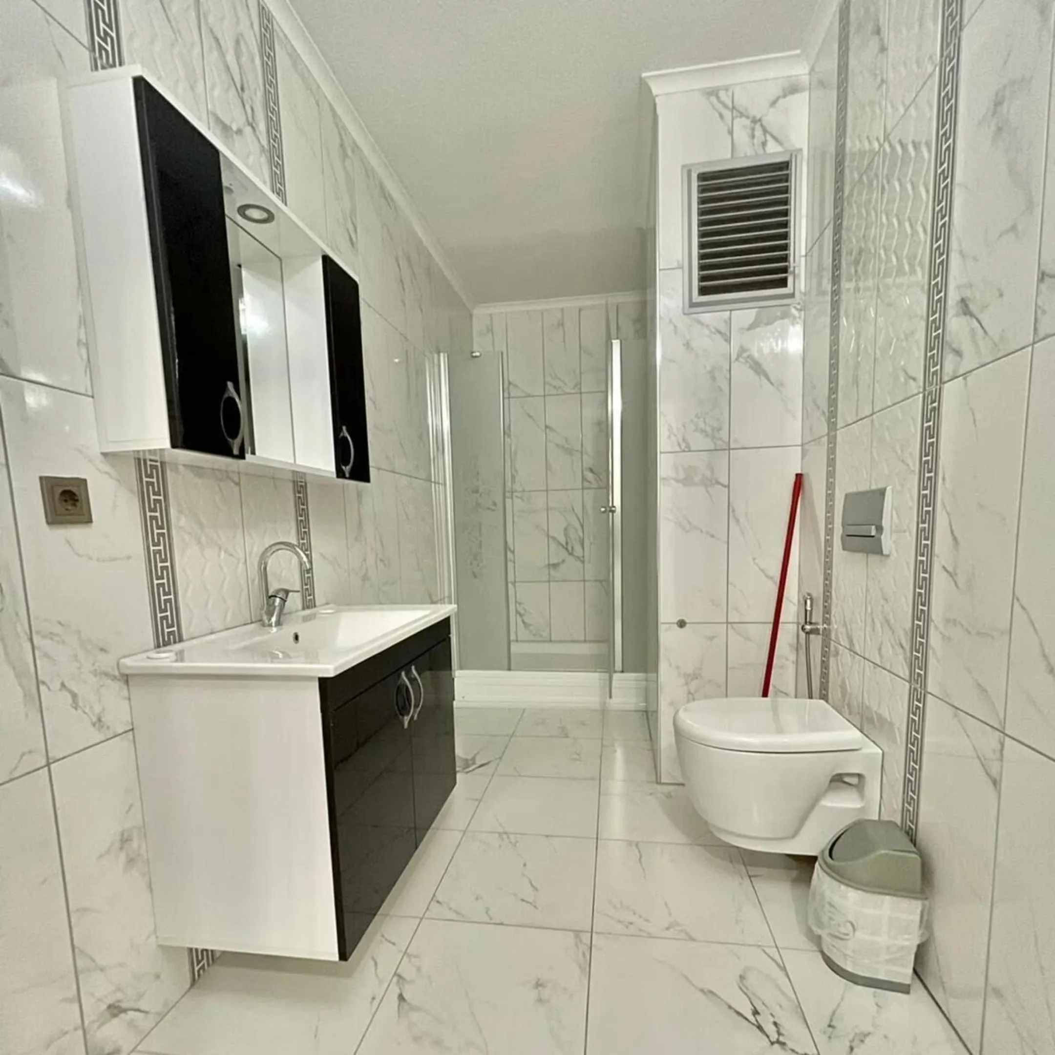 Shahin Golden Hotel الصقر الذهبي للشقق الفندقية