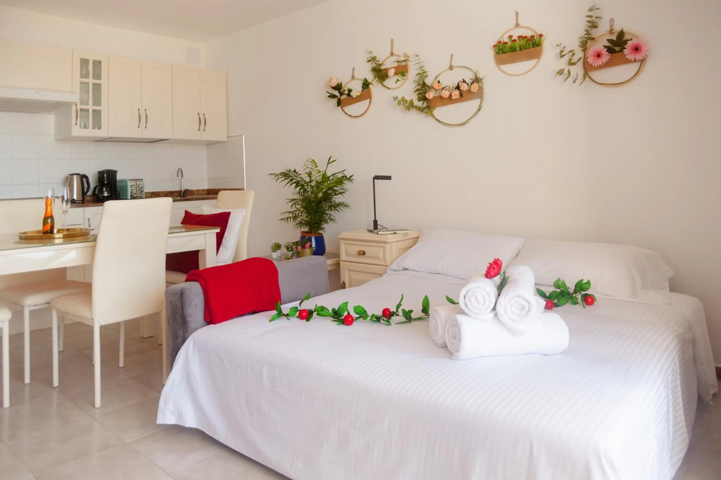 Bed in Apartamentos Thaisay